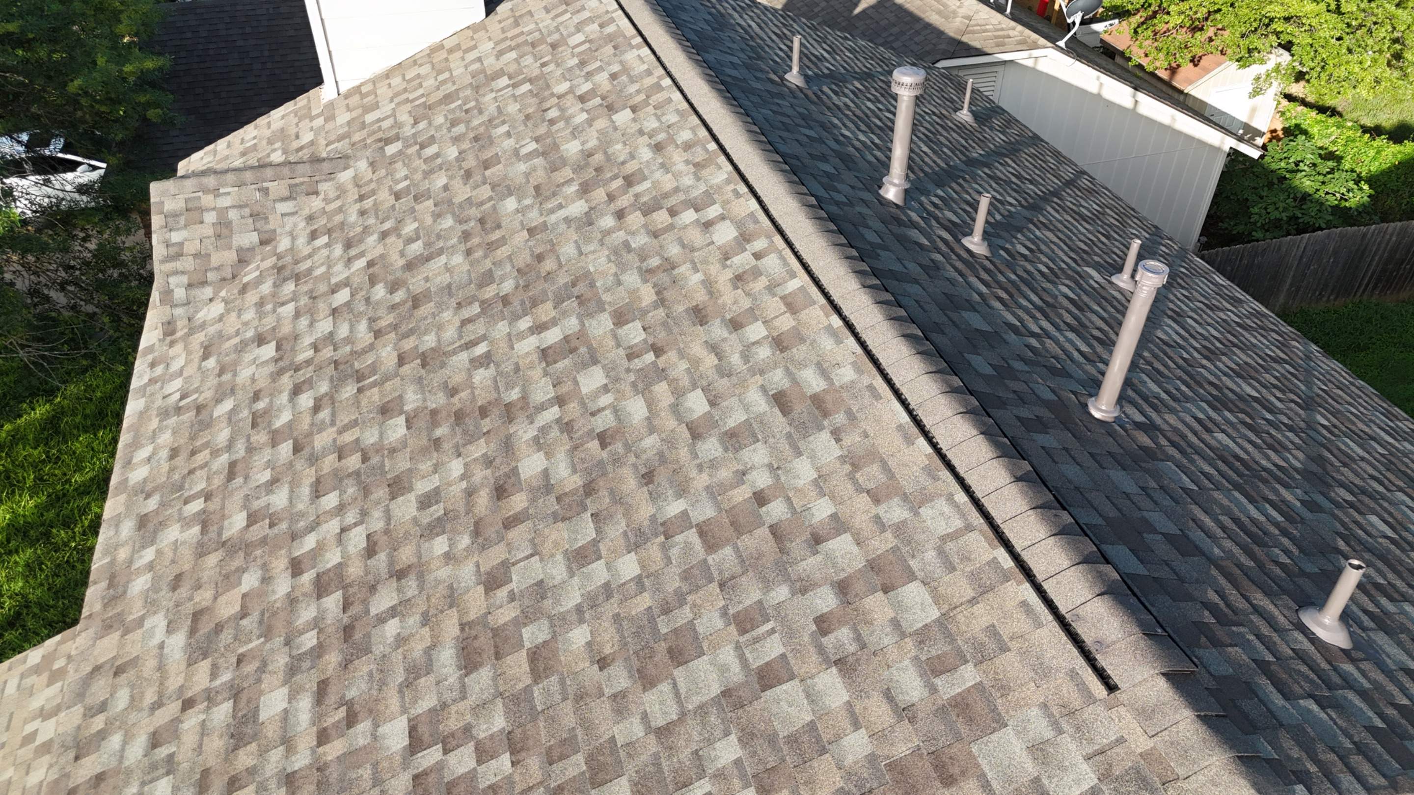 Driftwood - Owens Corning TruDefinition Duration by RoofsOnly.com