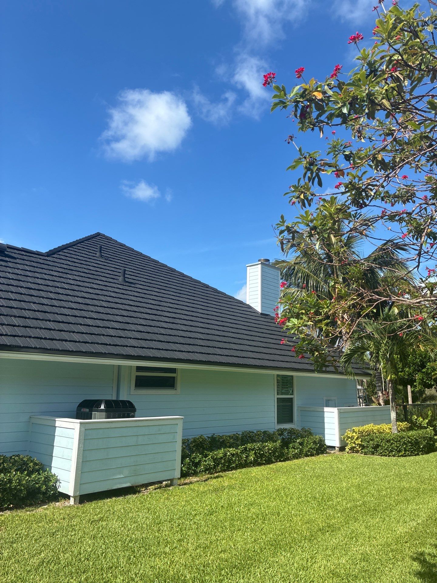 Owens Corning Duration Charcoal Gray by Total Roofing System The Metal Roof Experts