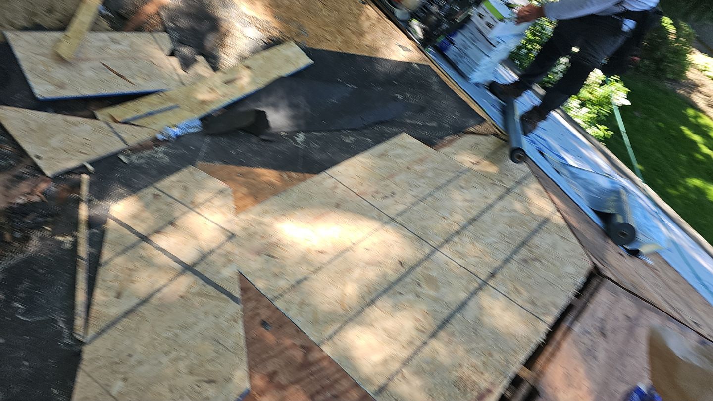Atlas Pinnacle, Color, Burnt Hickory, Drip Edge, Color, Royal Brown by Eagle Eye Roofing