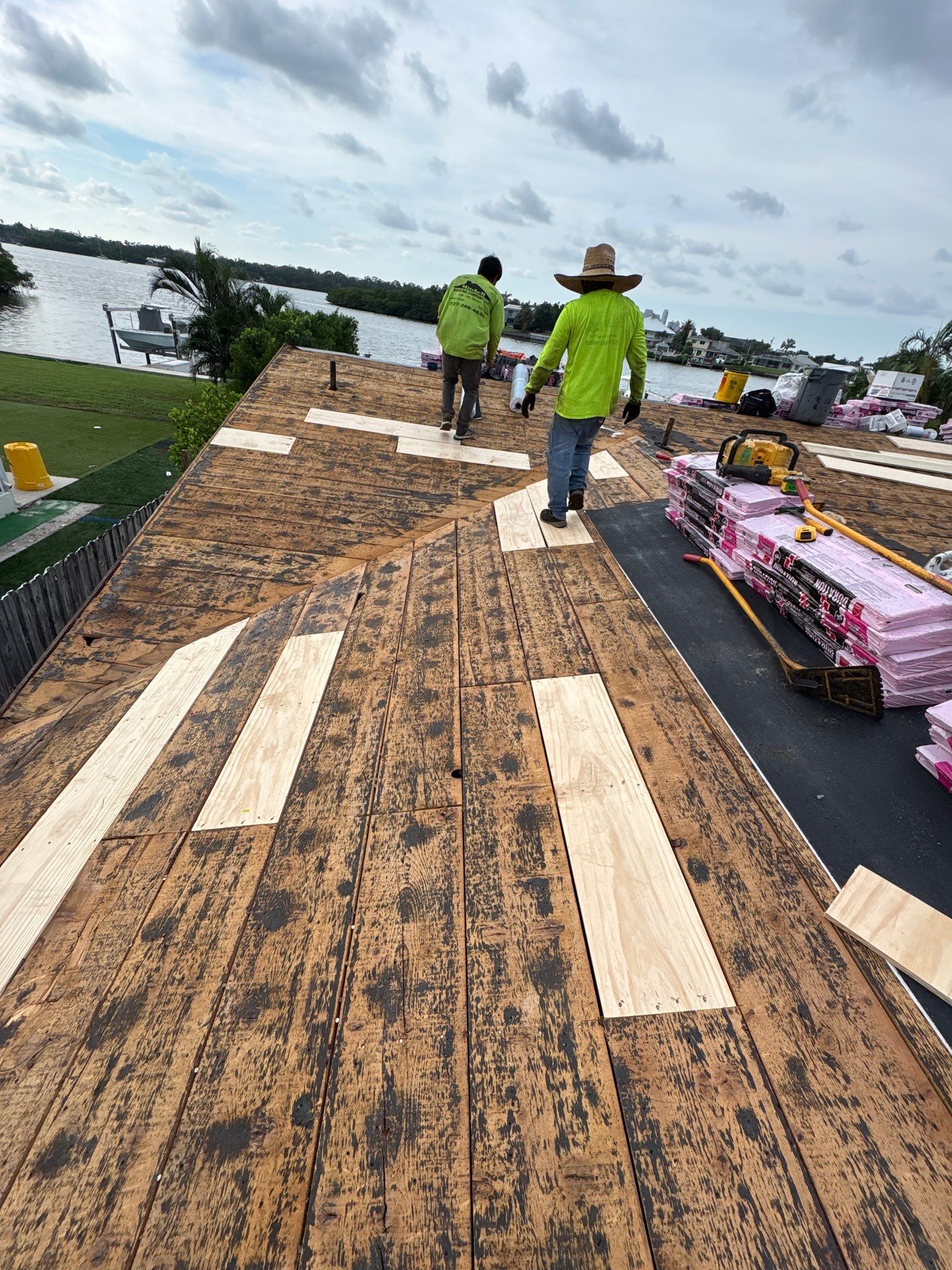 Project in St. Petersburg 33705 by Mitchell Roofing Company LLC 
