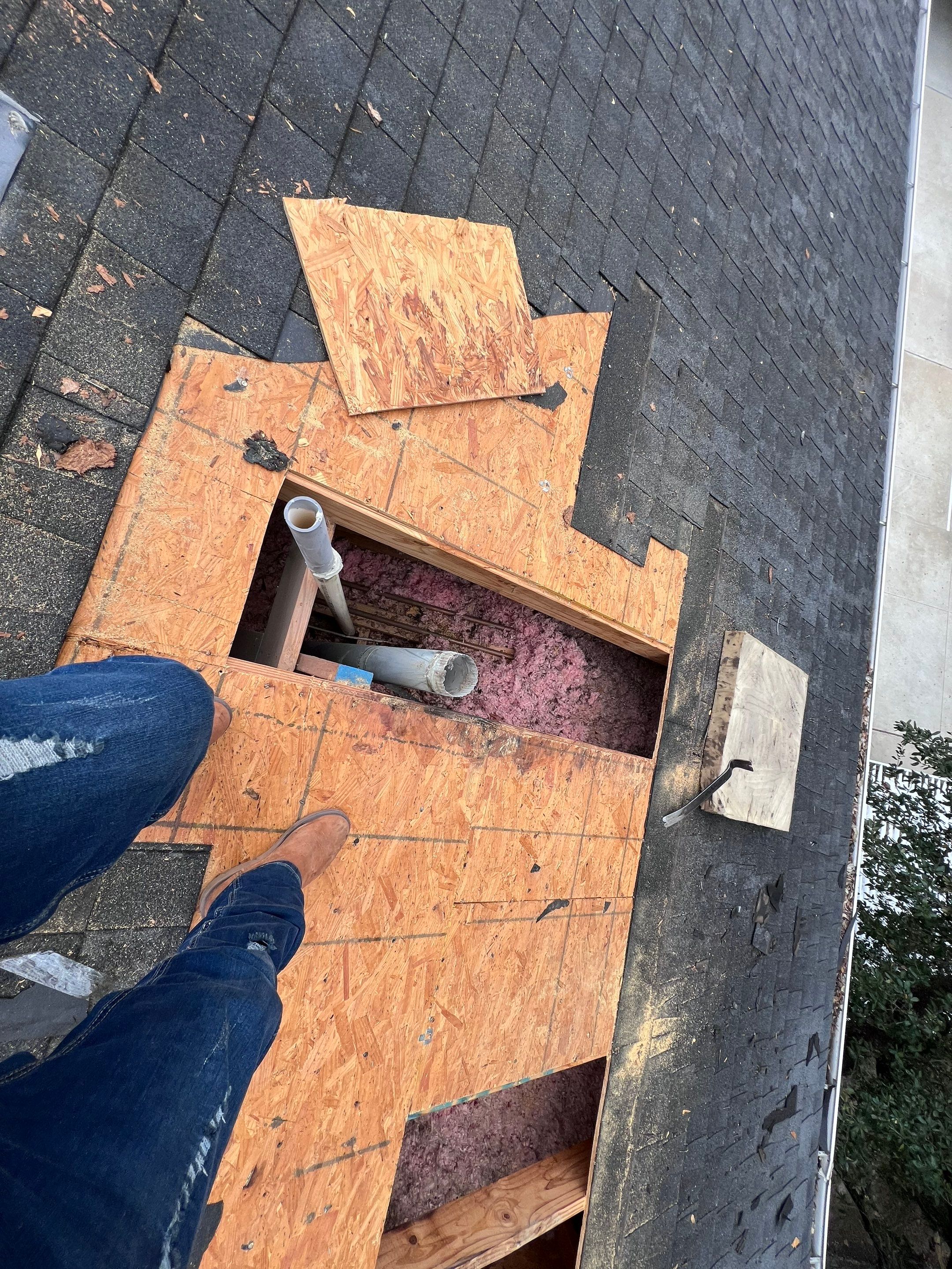 Hail Damage using Owen's Corning Duration (Lifetime) Shingles by Roof Repair Company