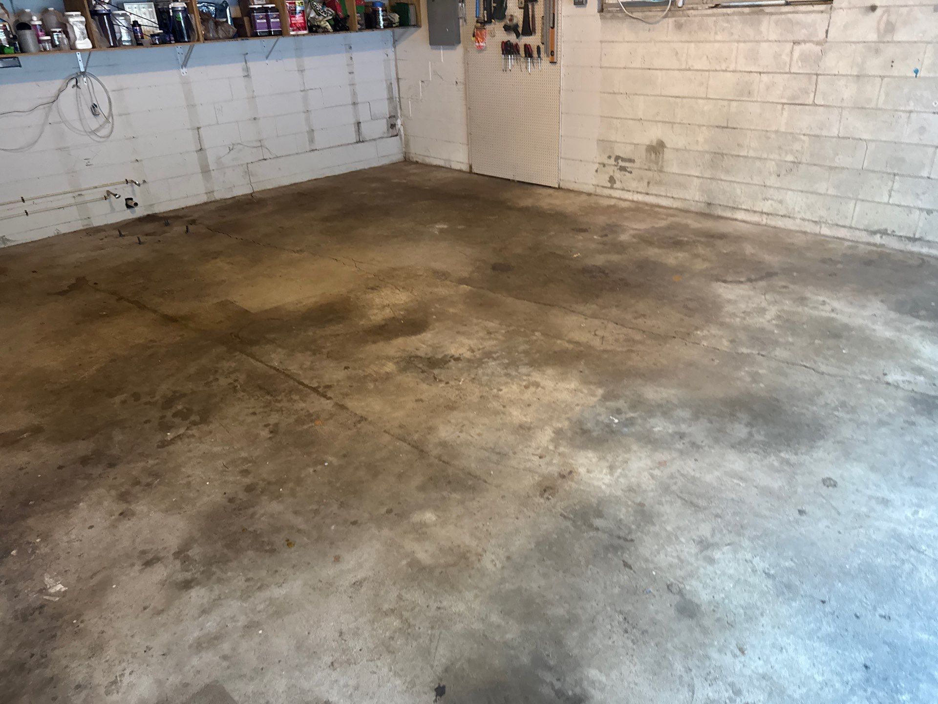 Garage Project in Gainesville, FL in Smoke by Cross Creek Concrete Coatings