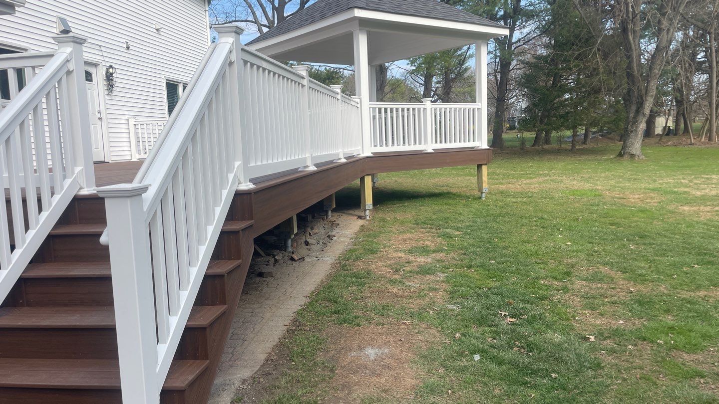 New Deck in Holmdel, New Jersey by deck guardian