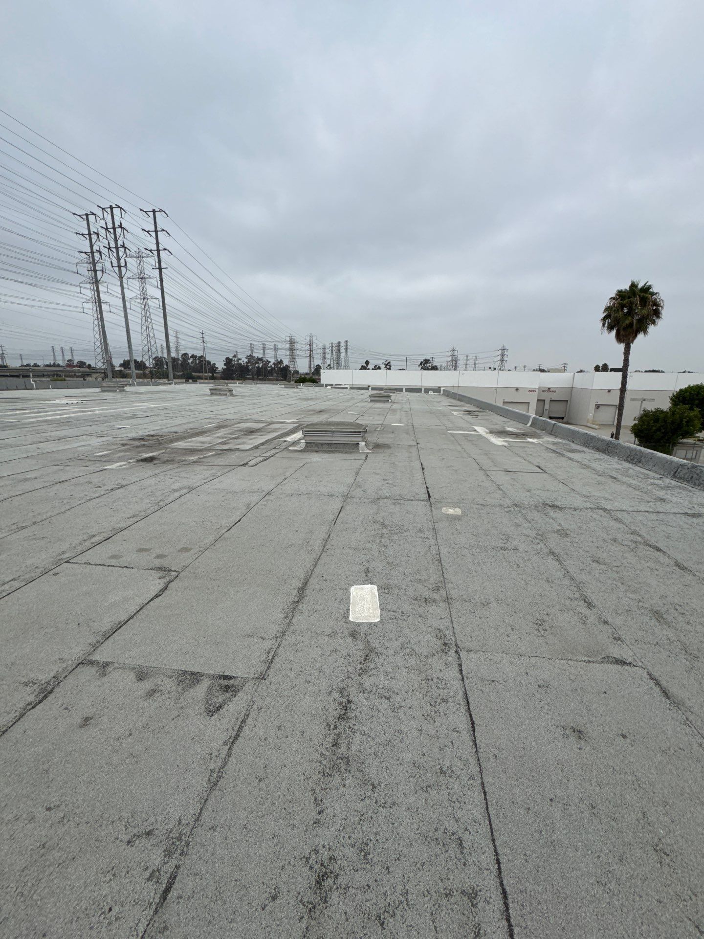 40,000 sqft Warehouse in Long Beach by Hull Brothers Roofing