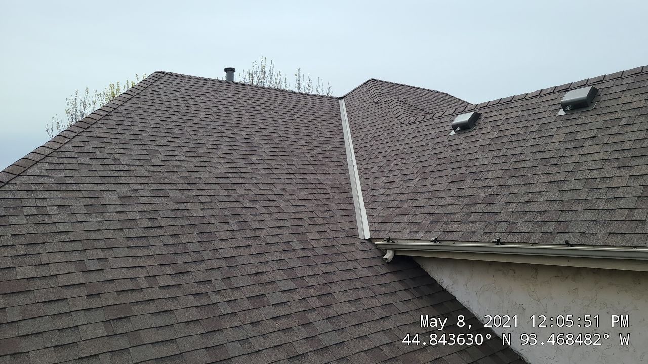 Eden Prairie, MN – Roof Replacement with Owens Corning Duration in Teak by First Impressions Exteriors