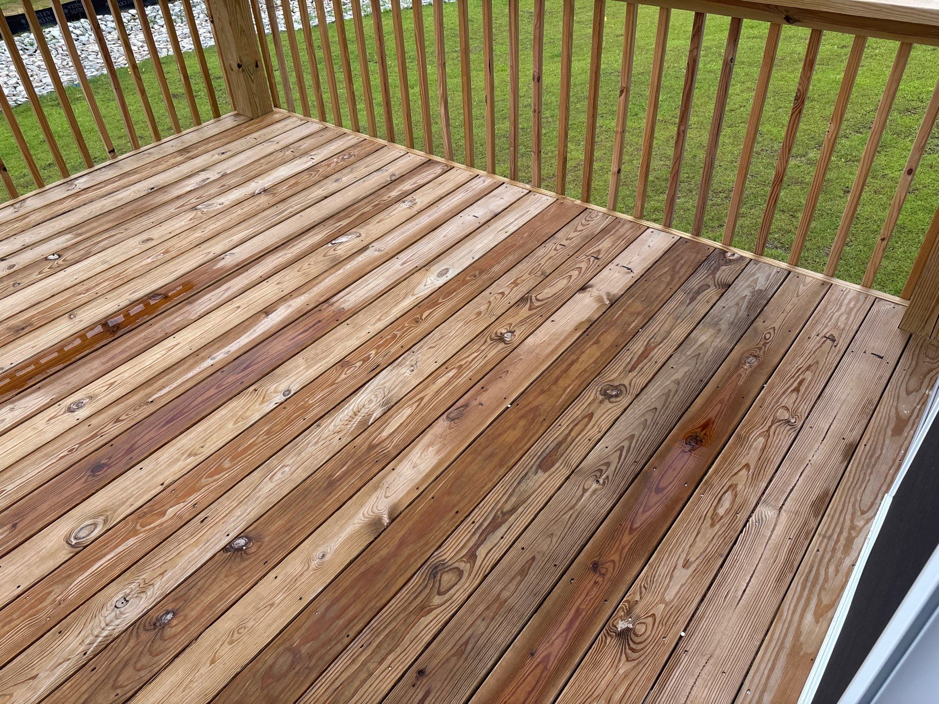Wood Deck using Wood Sealant by DuraSeal