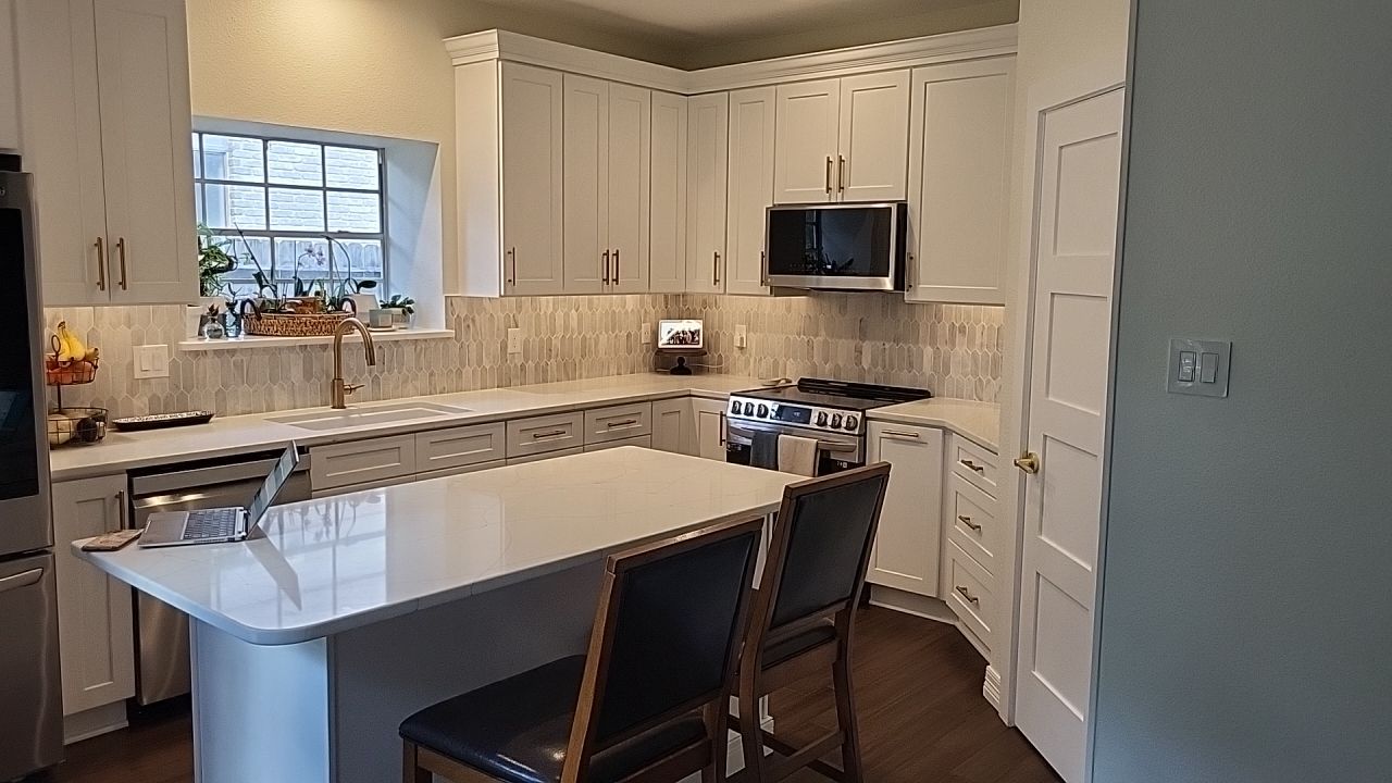 Churchill Estates Kitchen Remodel | Bright White Kitchen in San Antonio by Legacy Bath and Kitchen 