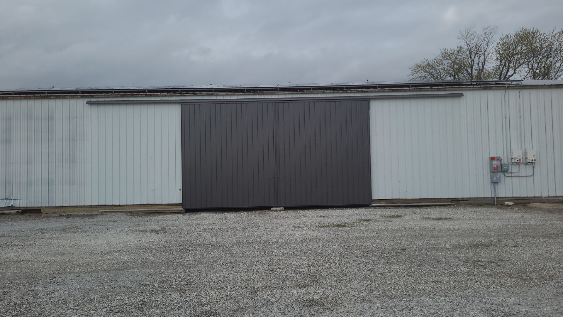 Replace worn out pole barn doors by Dagny Builders