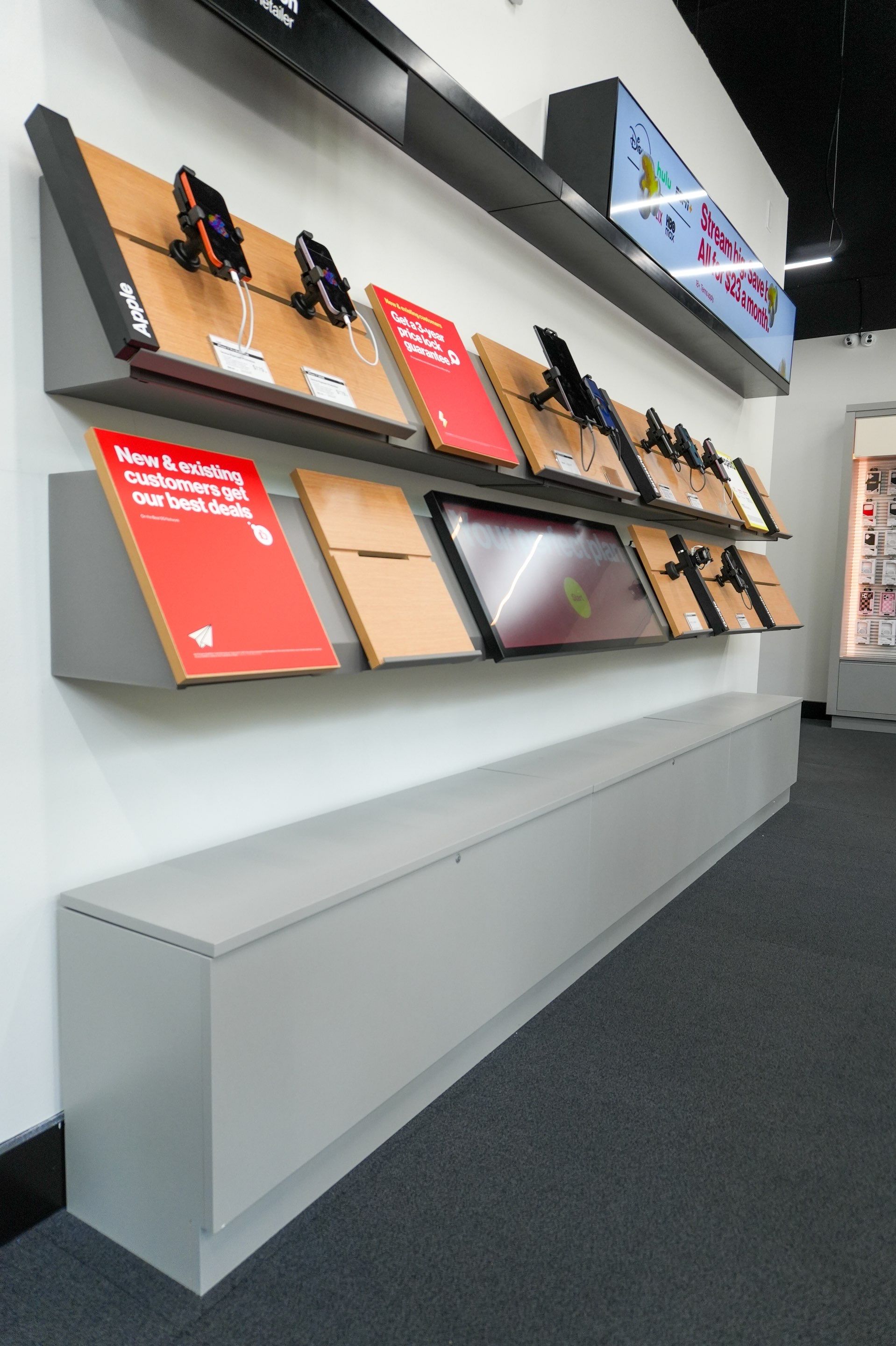 Commercial Retail Build Out for Verizon Mobile in Atlanta by Mark Allan Contracting