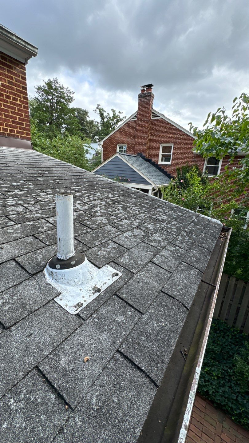 Arlington: Residential Roof Replacement With CertainTeed Landmark Designer Shingles in Georgetown Gray by RM Banning, Inc.