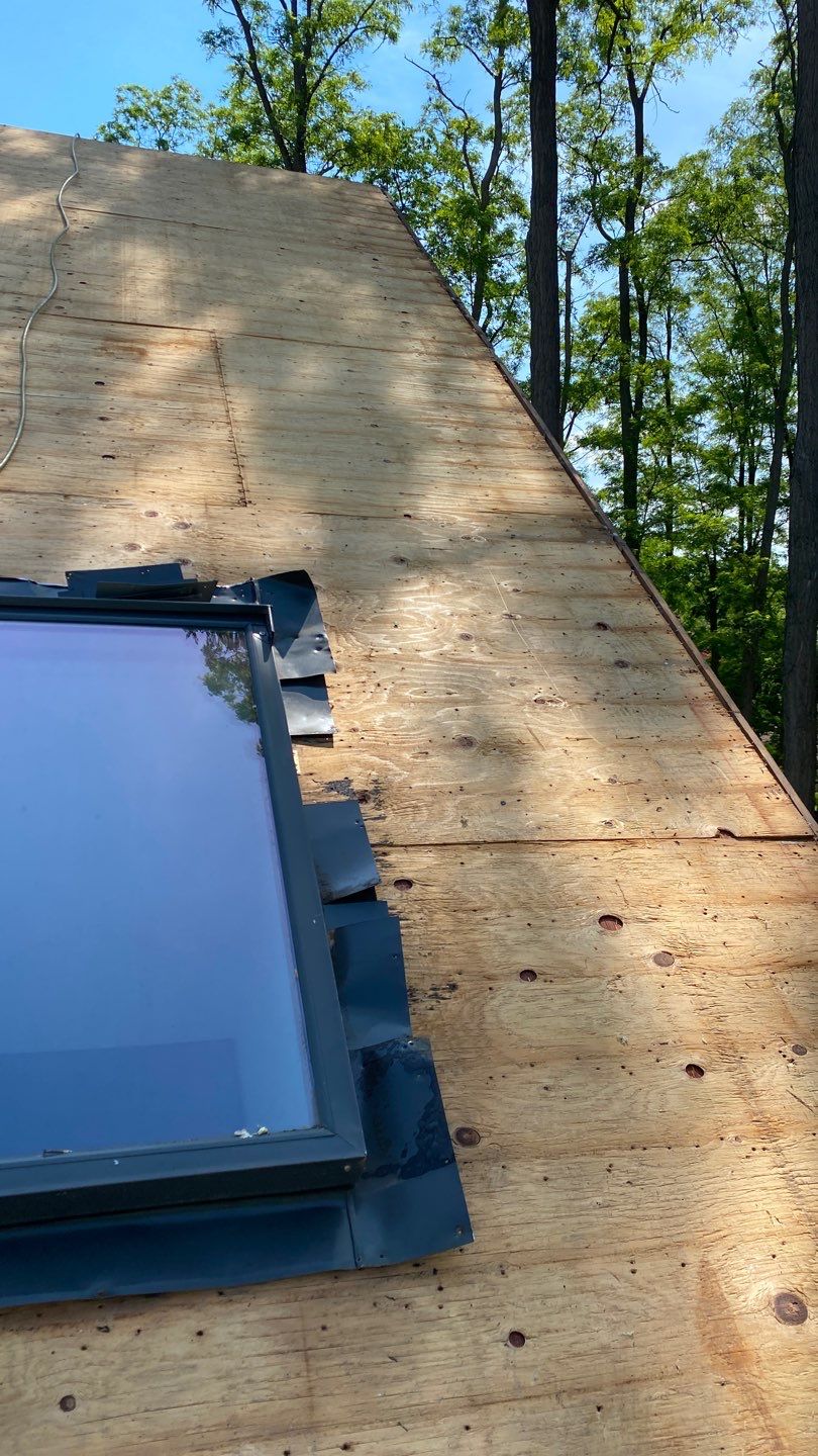 Siding Replacement using CertainTeed Restoration Classic D5 by 180 Contractors