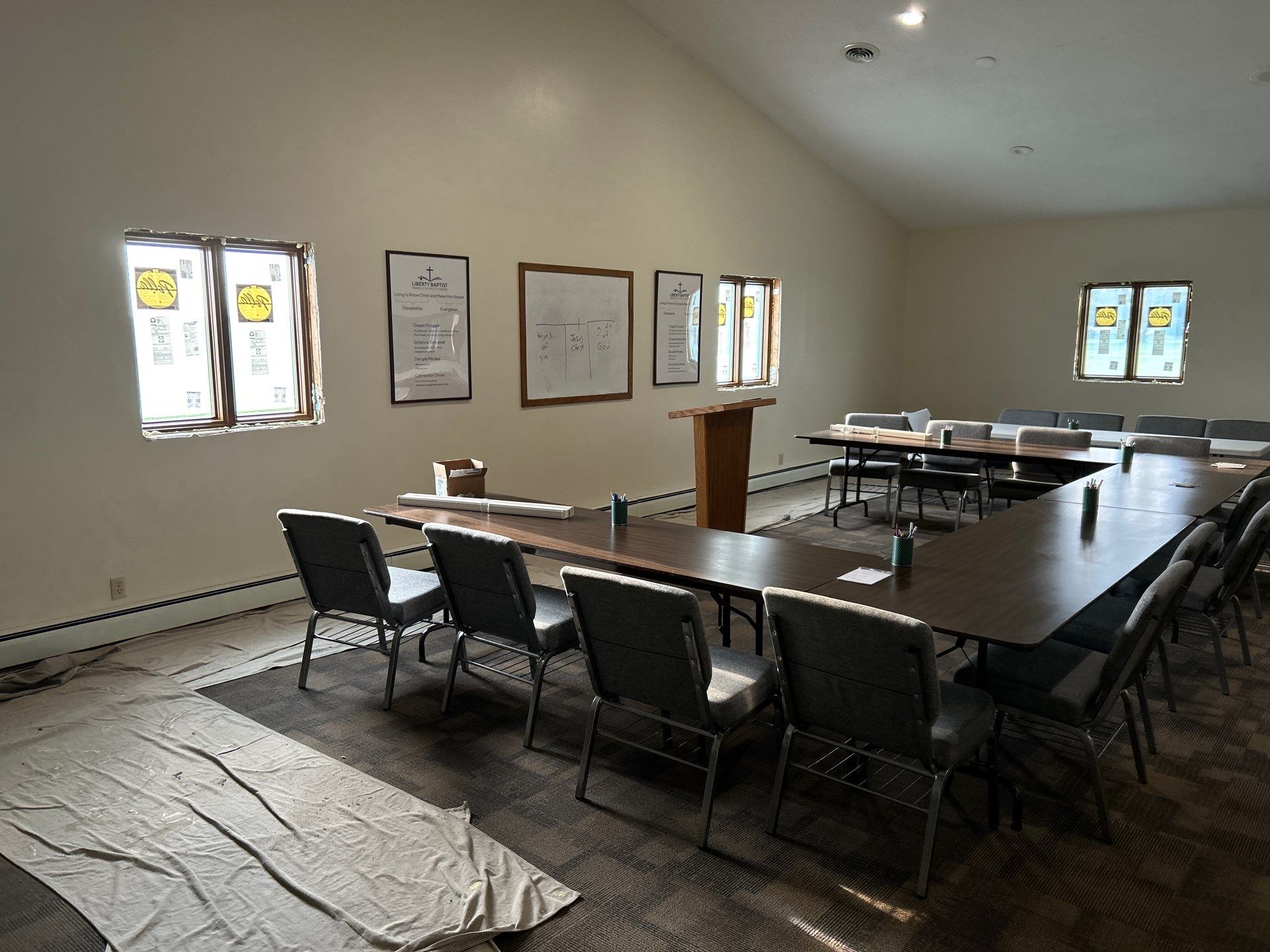 Window replacement using Pella Lifestyle wood/Aluminum window by United Windows and Siding LLC
