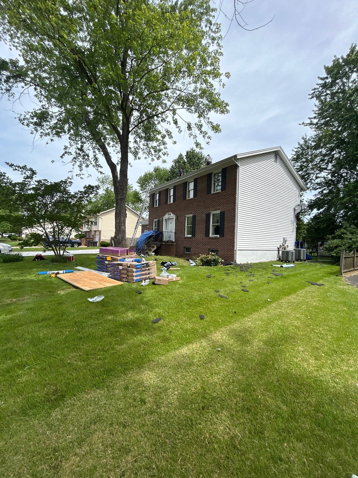 Manassas: Residential Roof Replacement with CertainTeed Landmark Pro in Max Def Georgetown Gray by RM Banning, Inc.