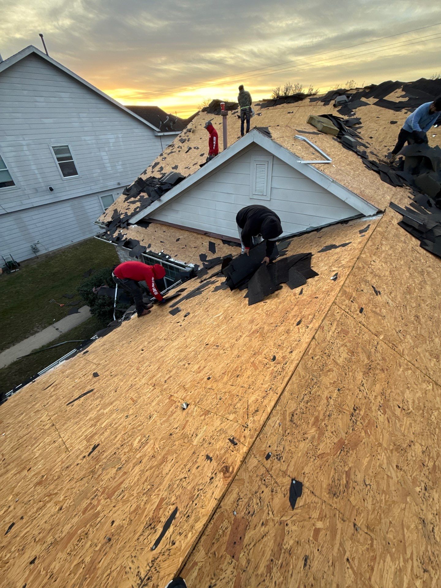Residential Roof Replacement using GAF NATURAL SHADOW - WEATHERED WOOD by Elite Roofing LLC