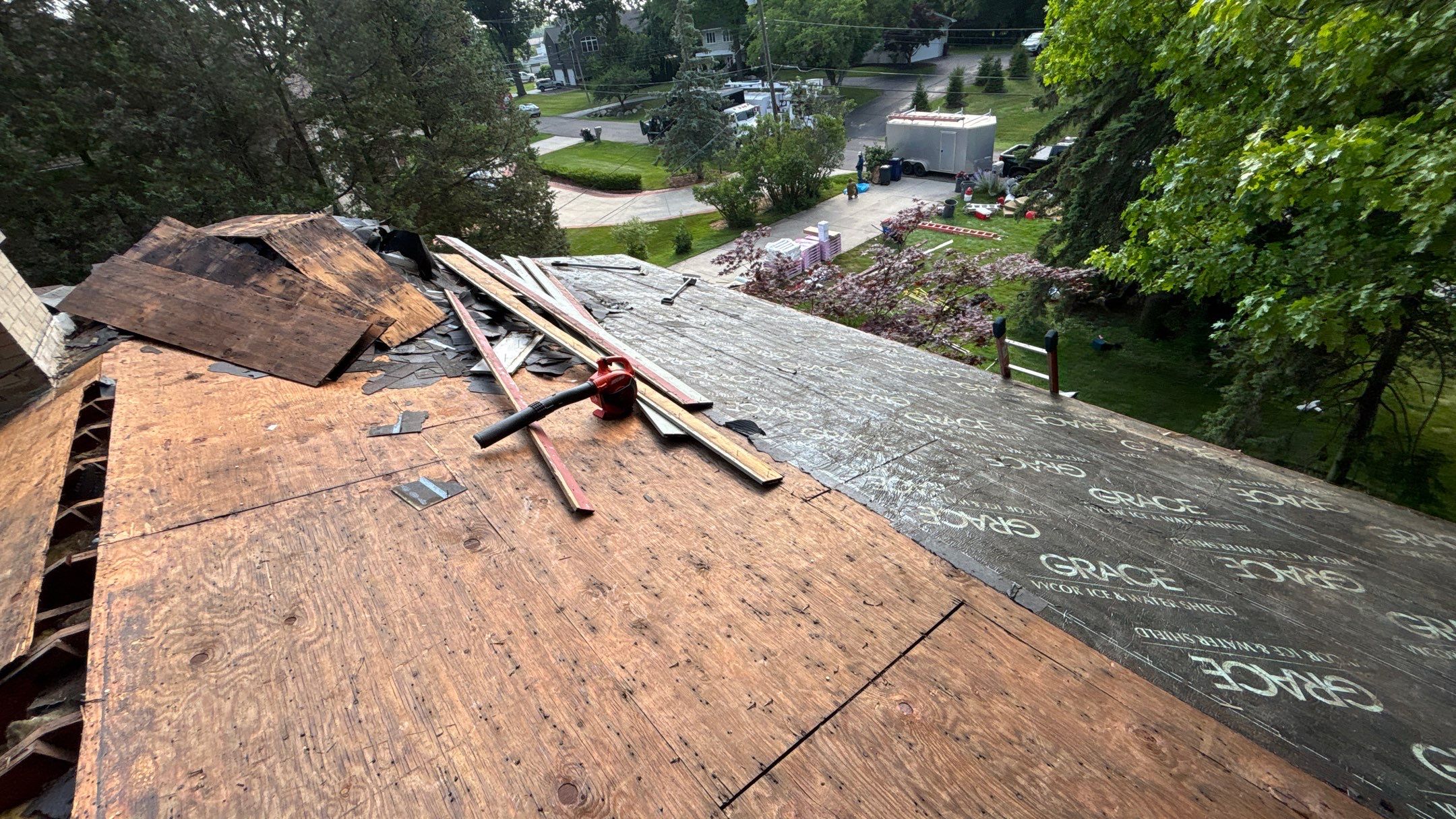 Roof Replacement using Owens Corning Driftwood by 180 Contractors