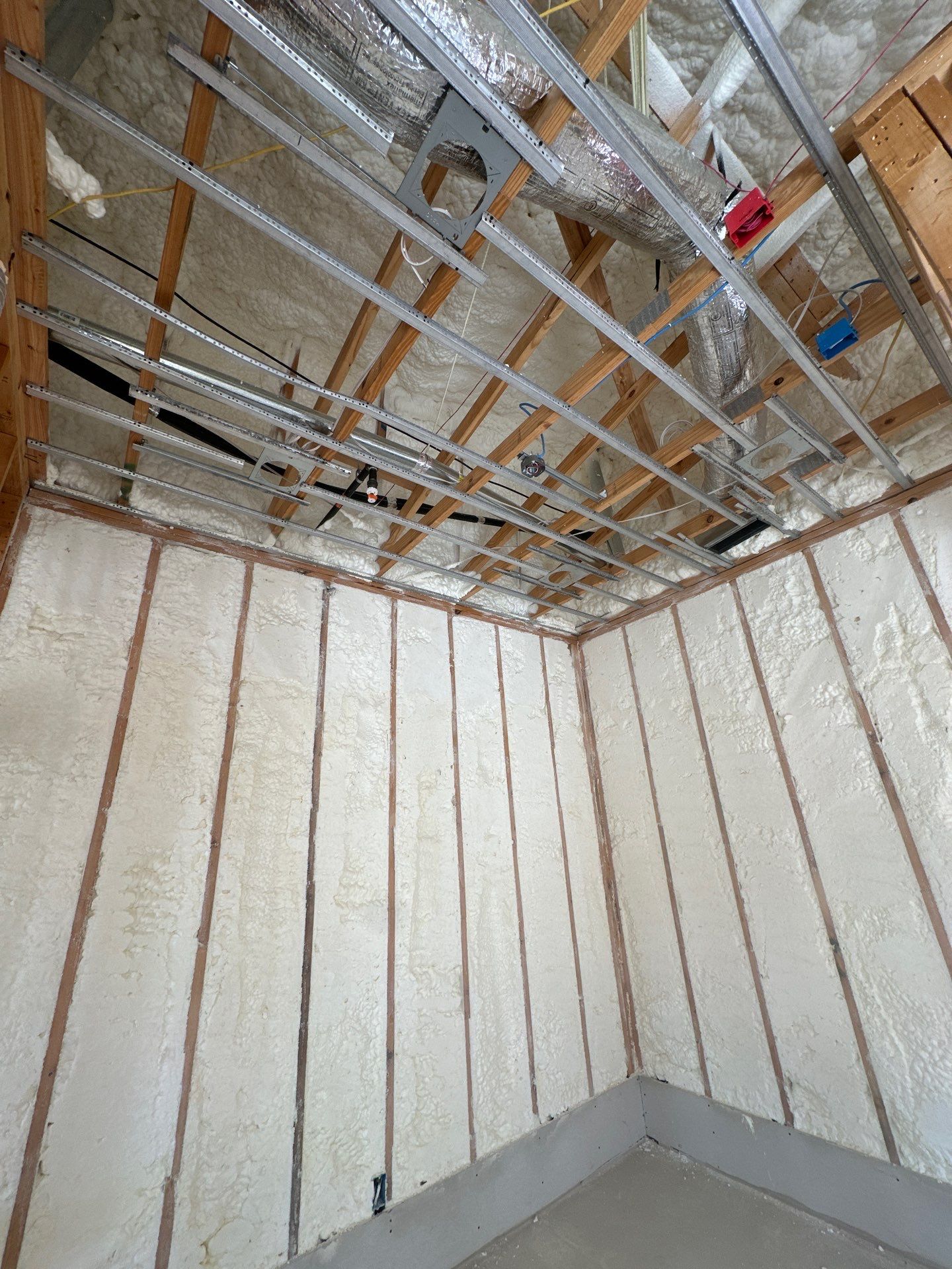 🏢 Full Foam Envelope on This Dallas Multi-Family Build by Apex Insulation Solutions