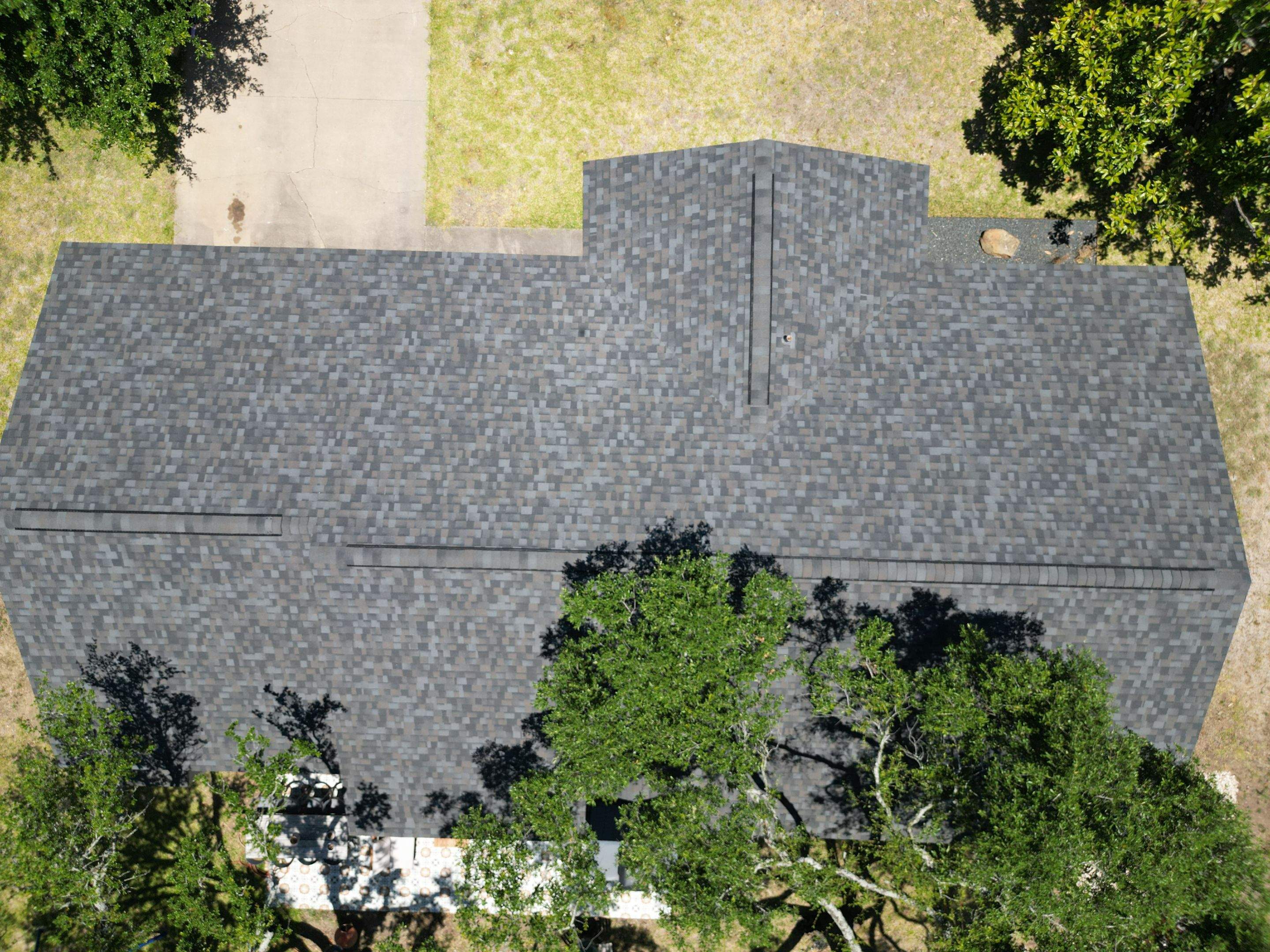 Williamsburg Gray - Owens Corning TruDefinition Duration by RoofsOnly.com