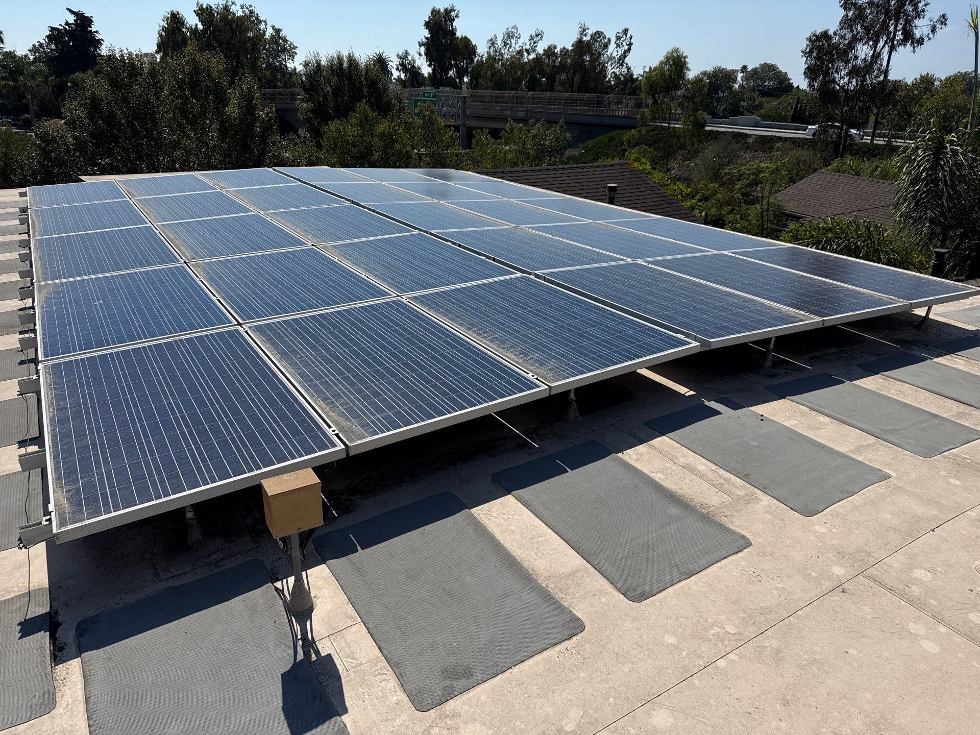 Solar Cleaning by Sunrise 805
