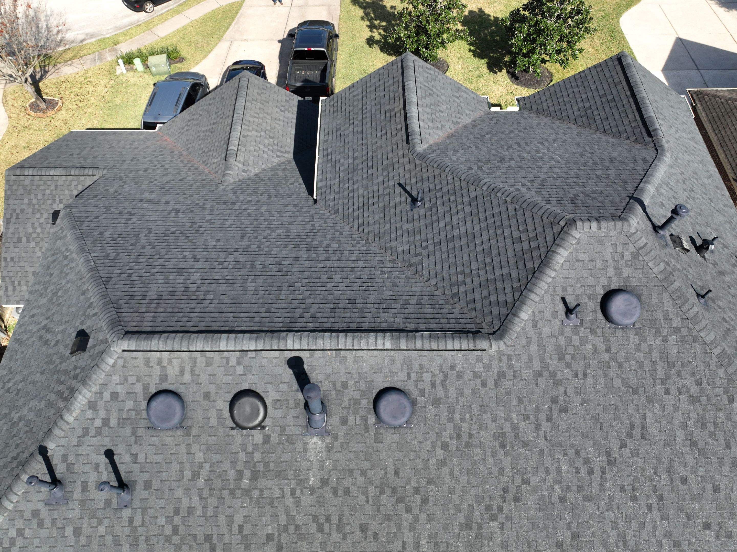 SureStart PLUS 4-STAR Warranty Fully covers materials, labor, tear-off and disposal expenses in years 1-50. by Roof Concepts Construction