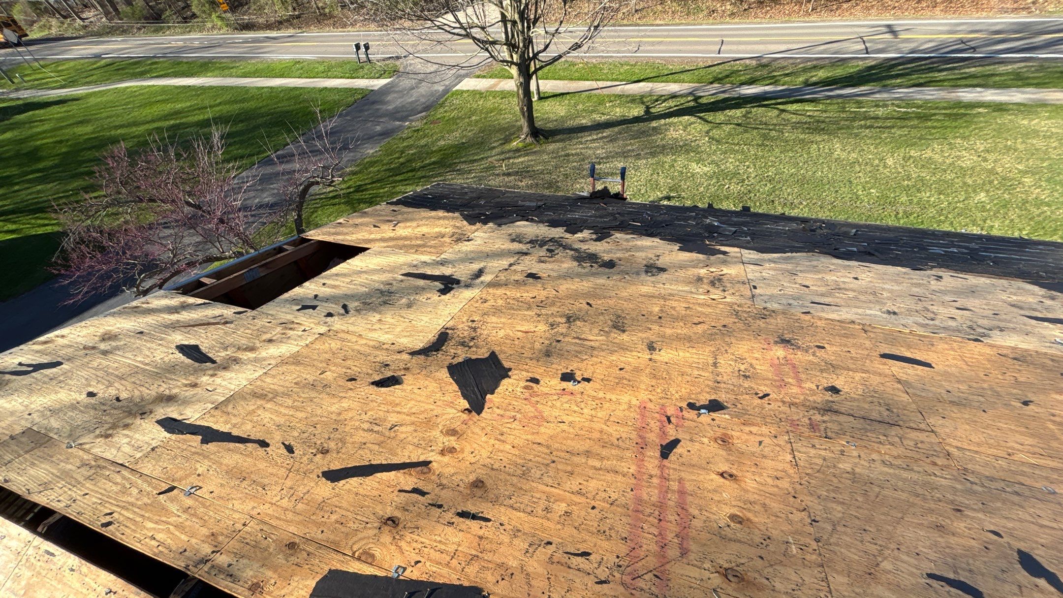 Roof Replacement using Owens Corning Onyx Black by 180 Contractors