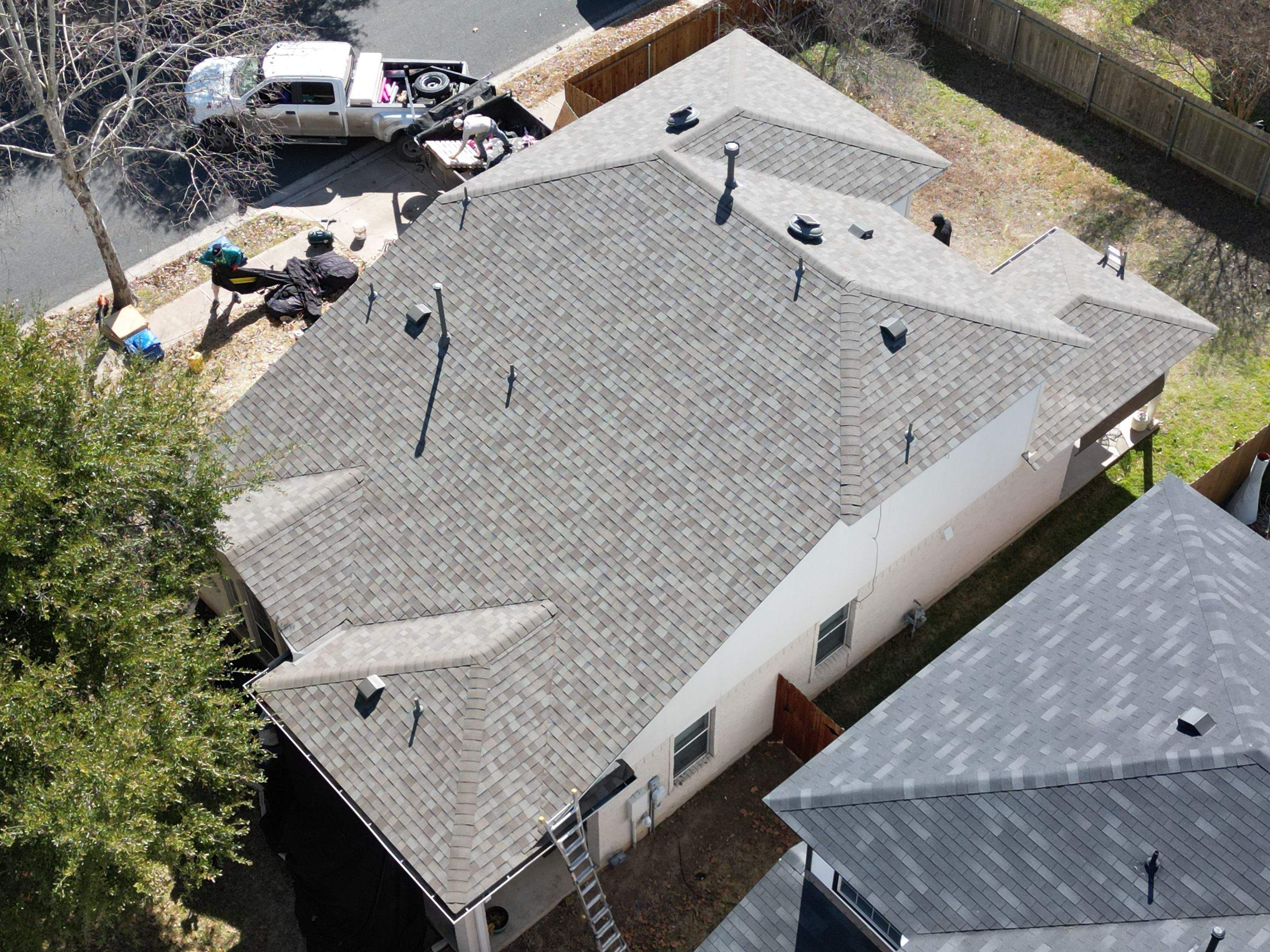 Driftwood - Owens Corning TruDefinition Duration by RoofsOnly.com