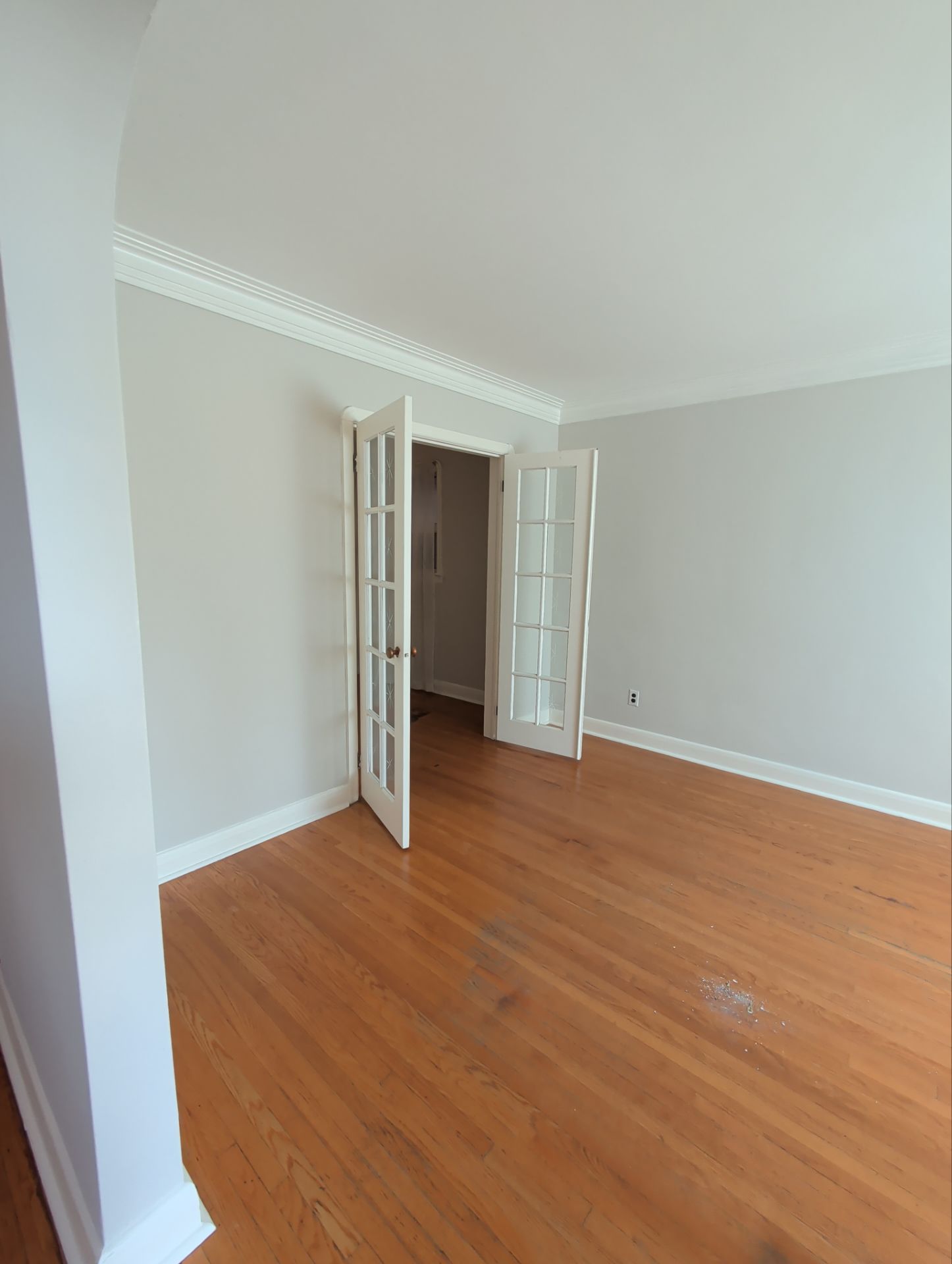 Toronto Interior Home Painting and Kitchen Cabinet Refinishing by GTA HOME PAINTING