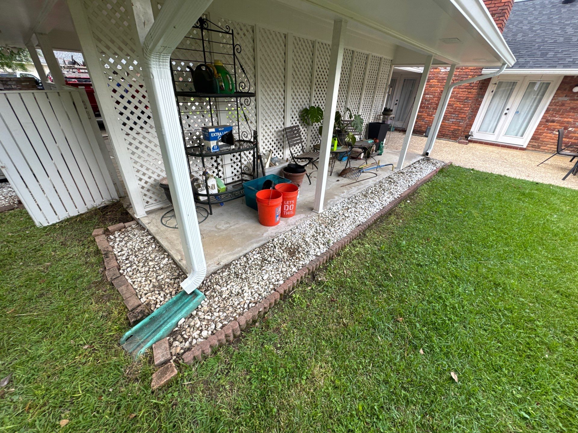 LANDSCAPE CLEANUP by CutScape, LLC.