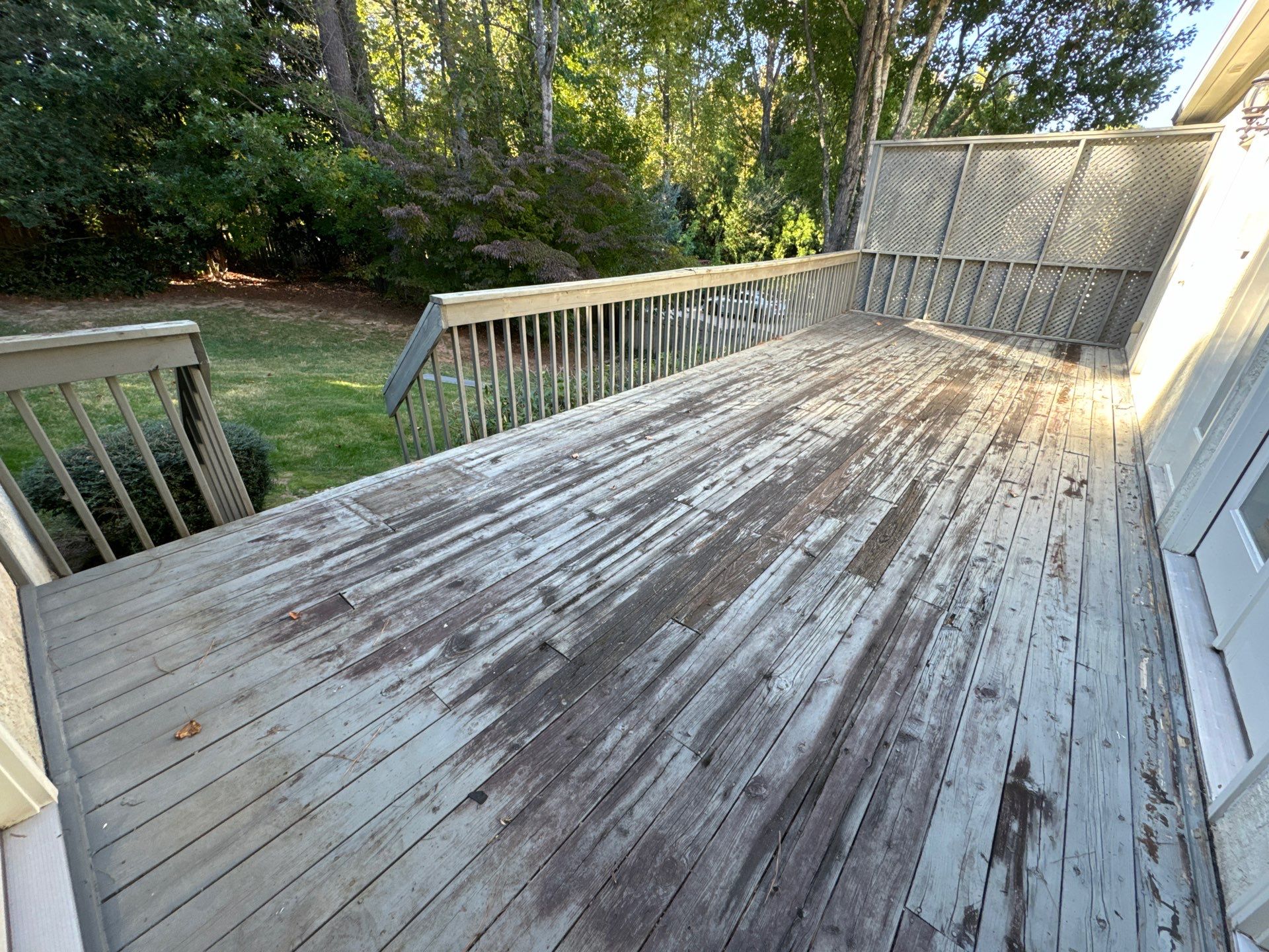 Composite Deck Renovation and Privacy Screen Installation in Marietta by Swift Home Renovations
