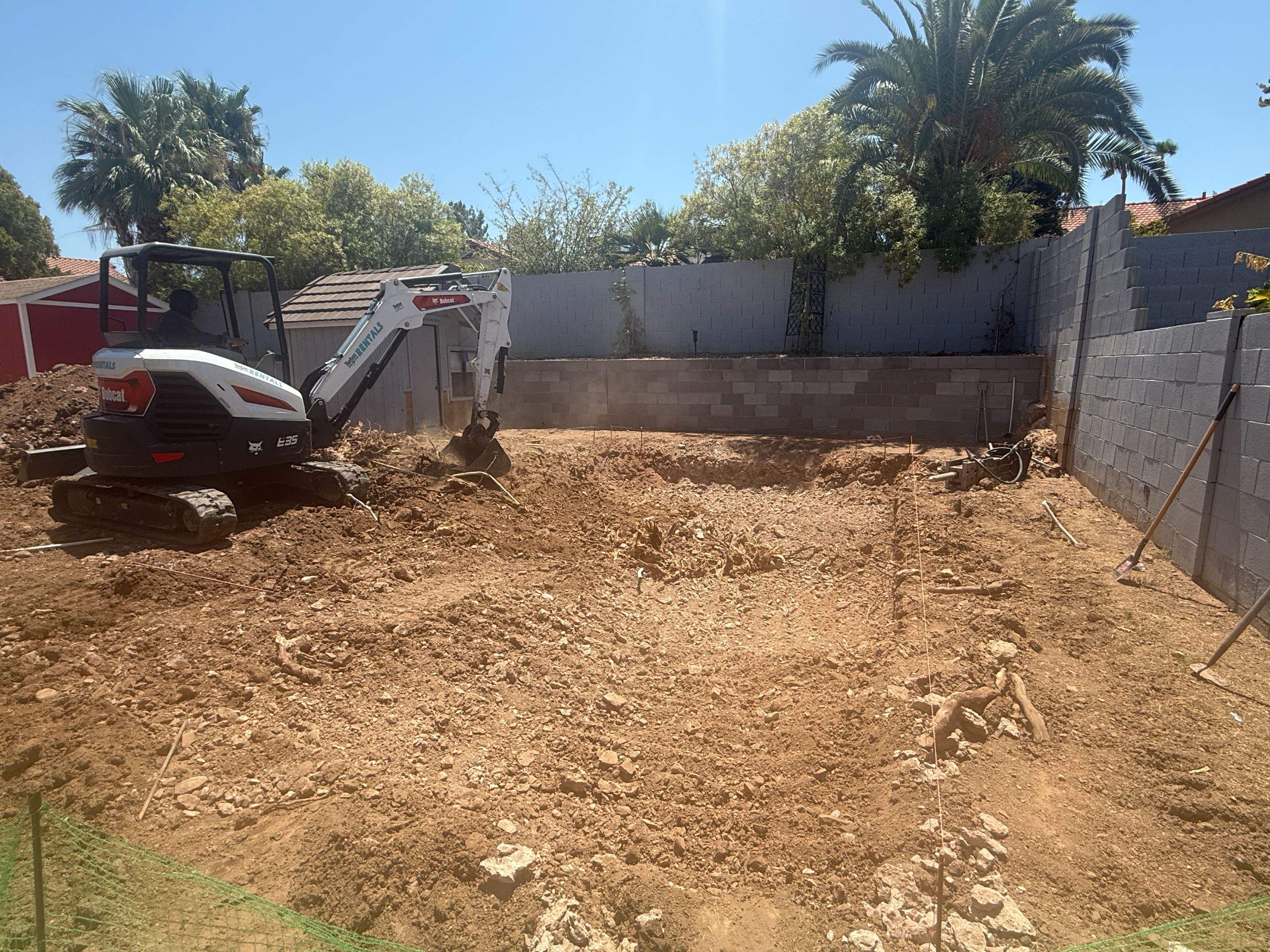 Pool build with baja step and pebble finish by Modern Pools