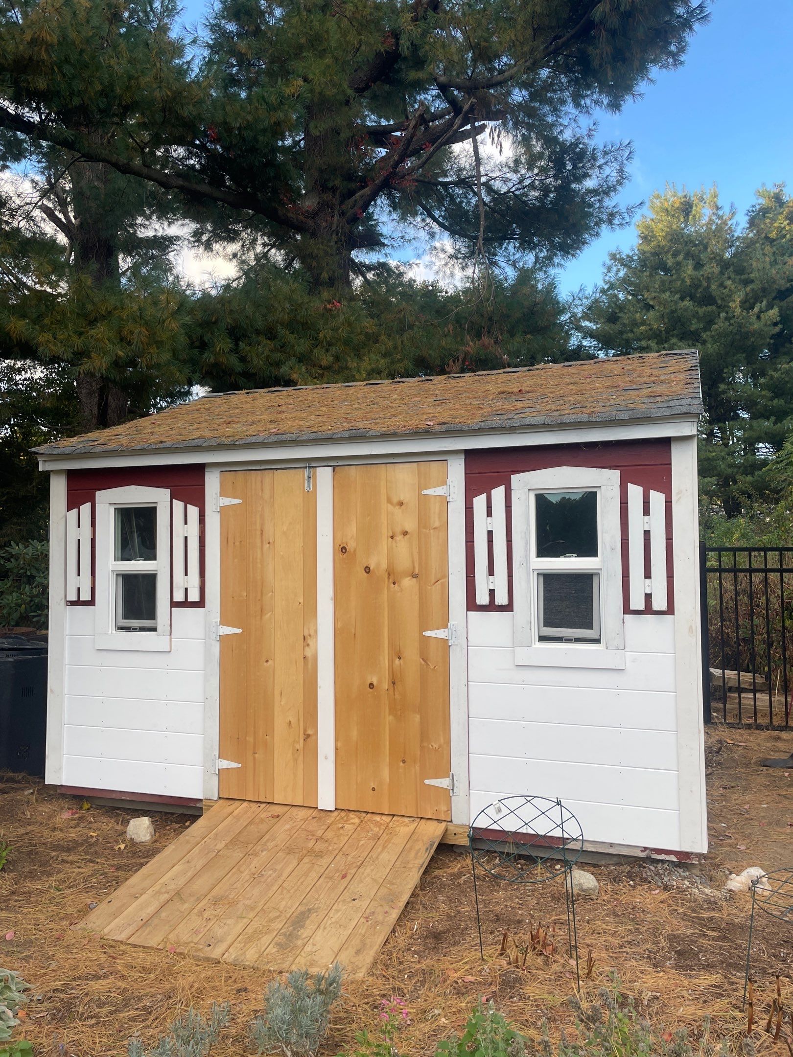 Shed Repair and Painting by EXCELLENCE | CARTO