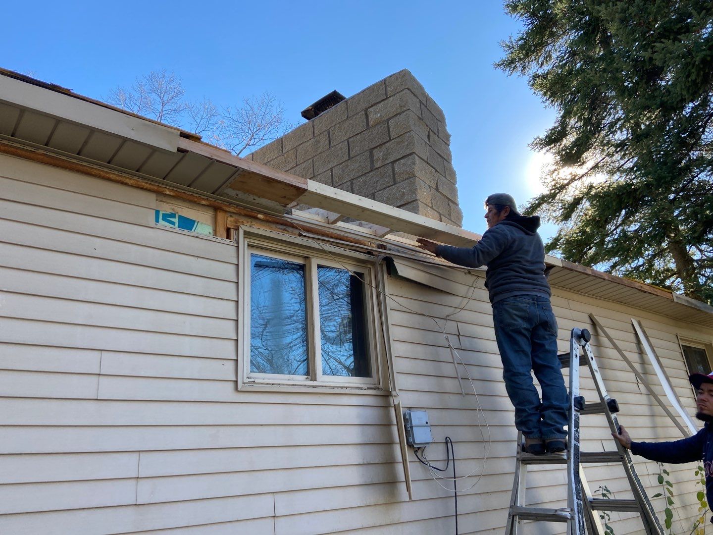 Roof Replacement using CertainTeed Landmark by 180 Contractors