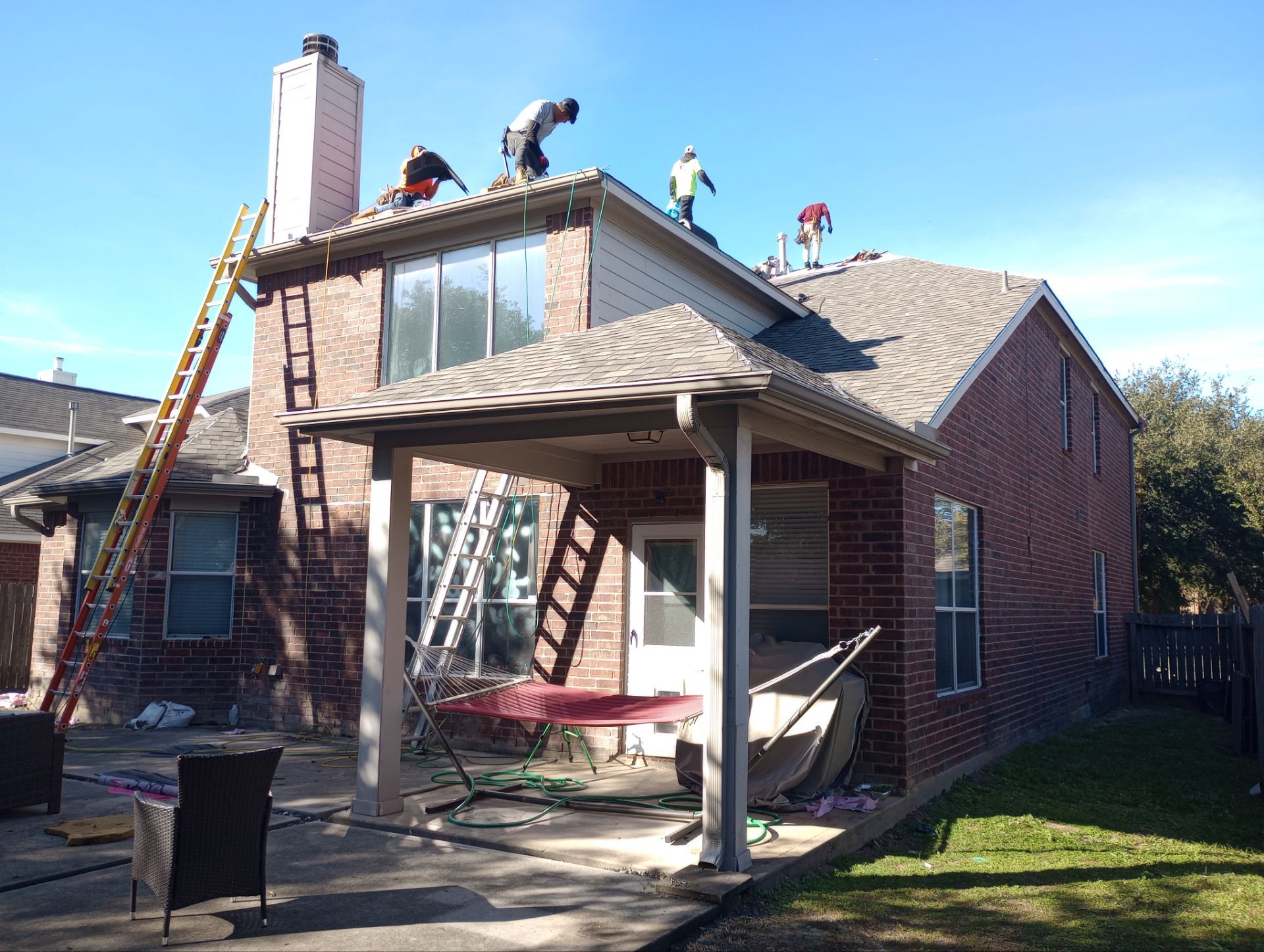 Residential Roofing Installation using Owen's Corning Duration (Lifetime) Shingles by Roof Repair Company