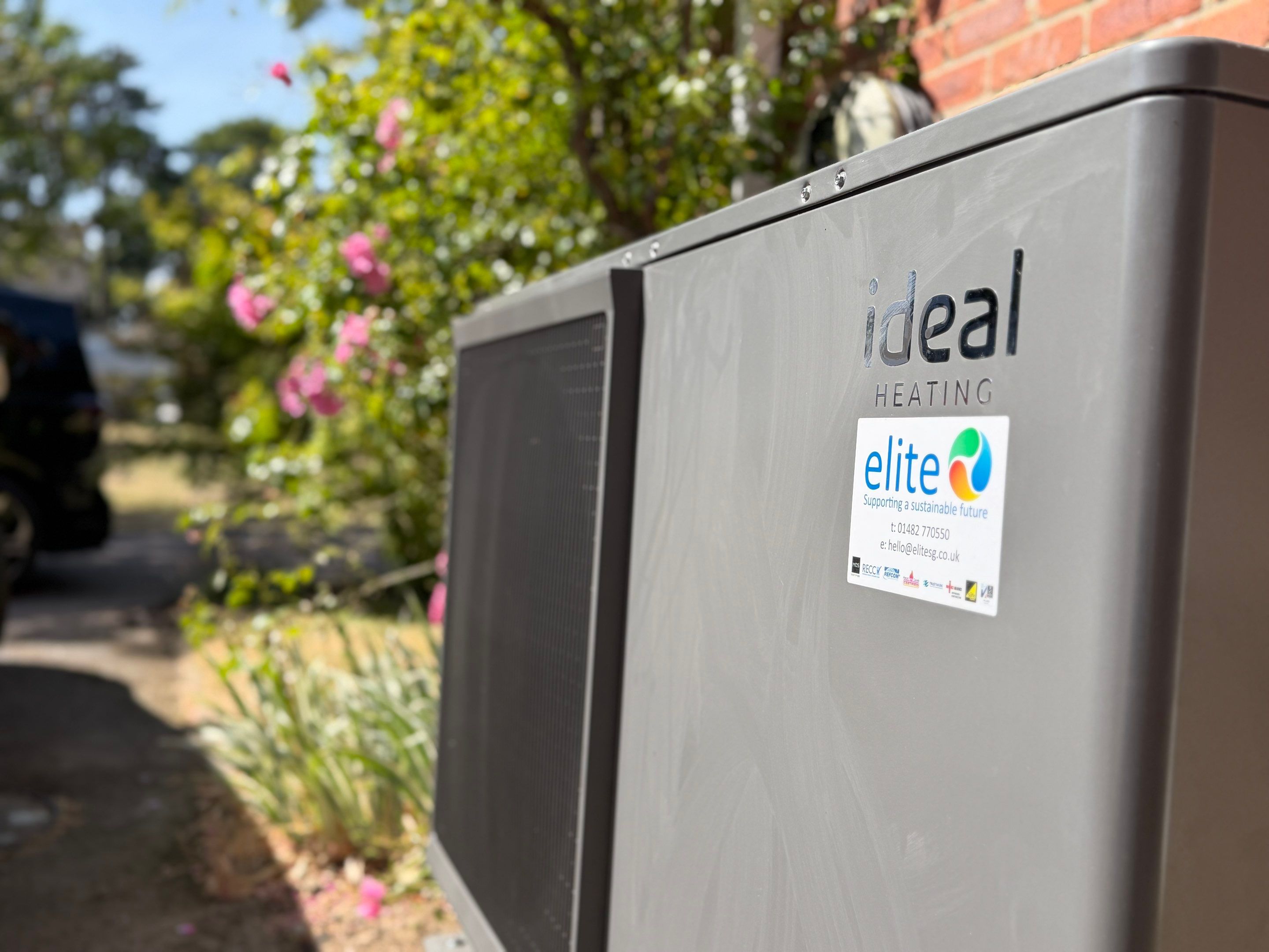 Complete Renewable Energy Upgrade in Walkington 🏡♻️ by Elite Services Group Ltd