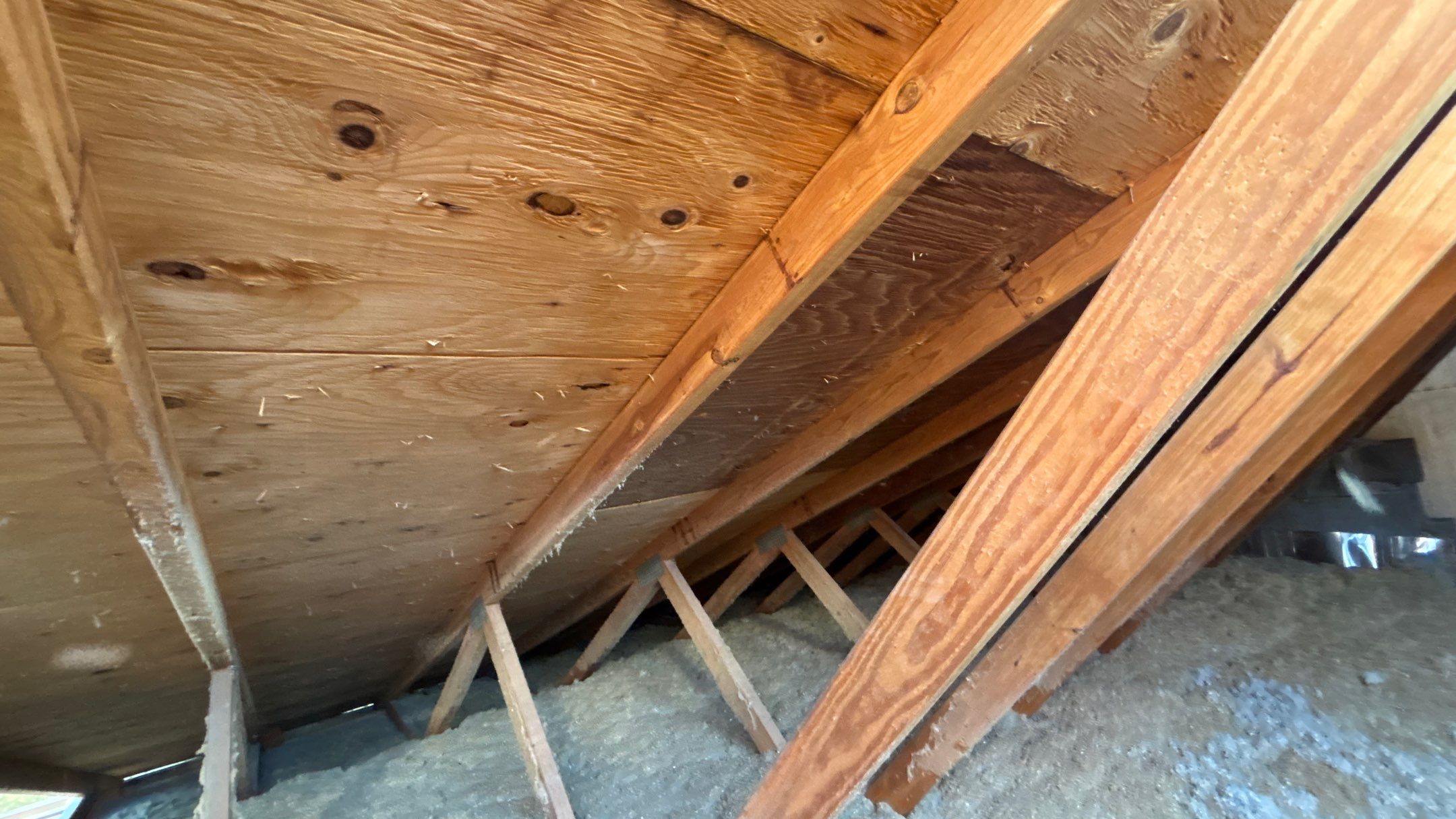 Roof Replacement using Owens Corning Sand Castle and Siding Replacement using Odyssey Plus D4" Wood Grain by 180 Contractors