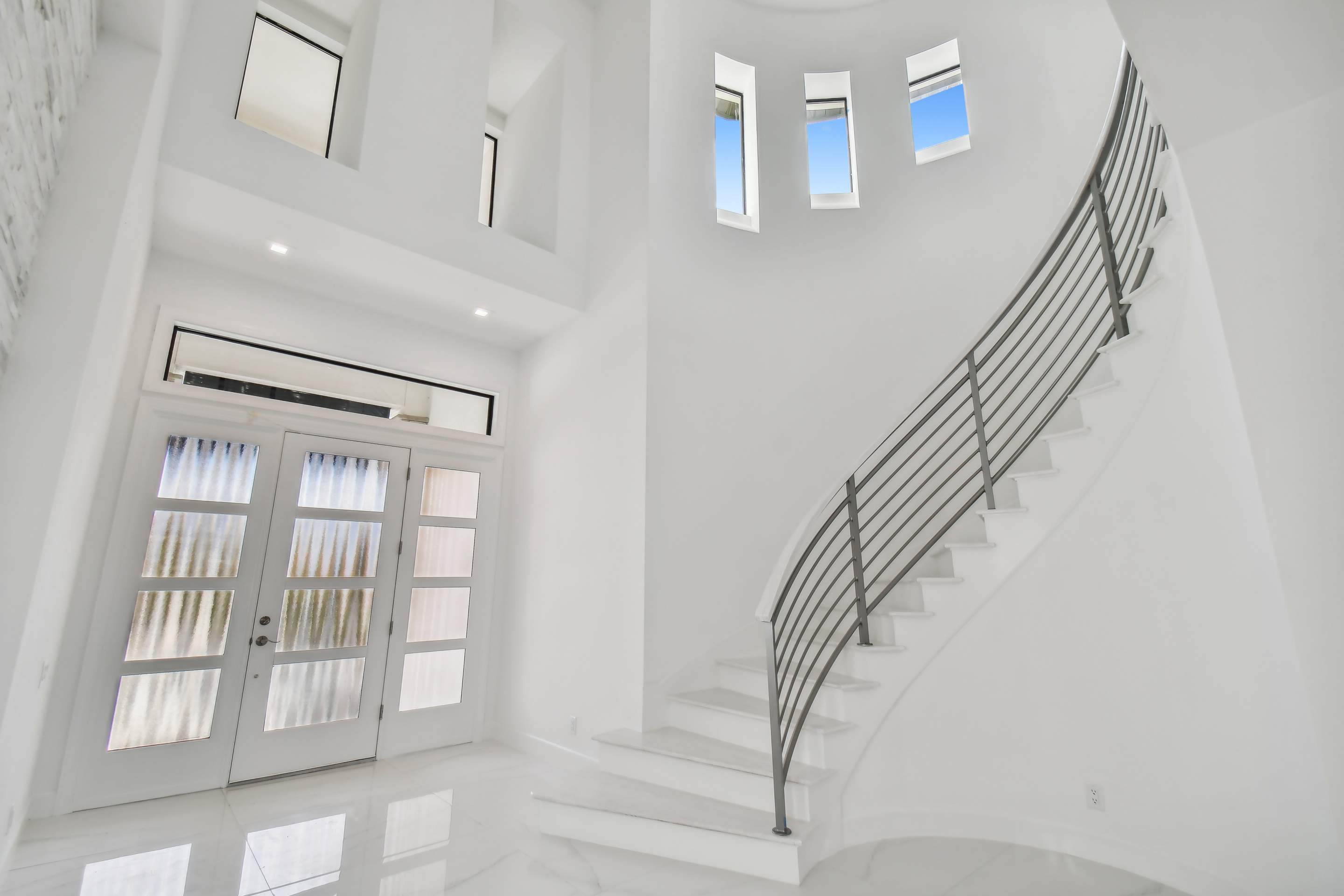 Laguna 1529B by Lyons Heritage Tampa, LLC