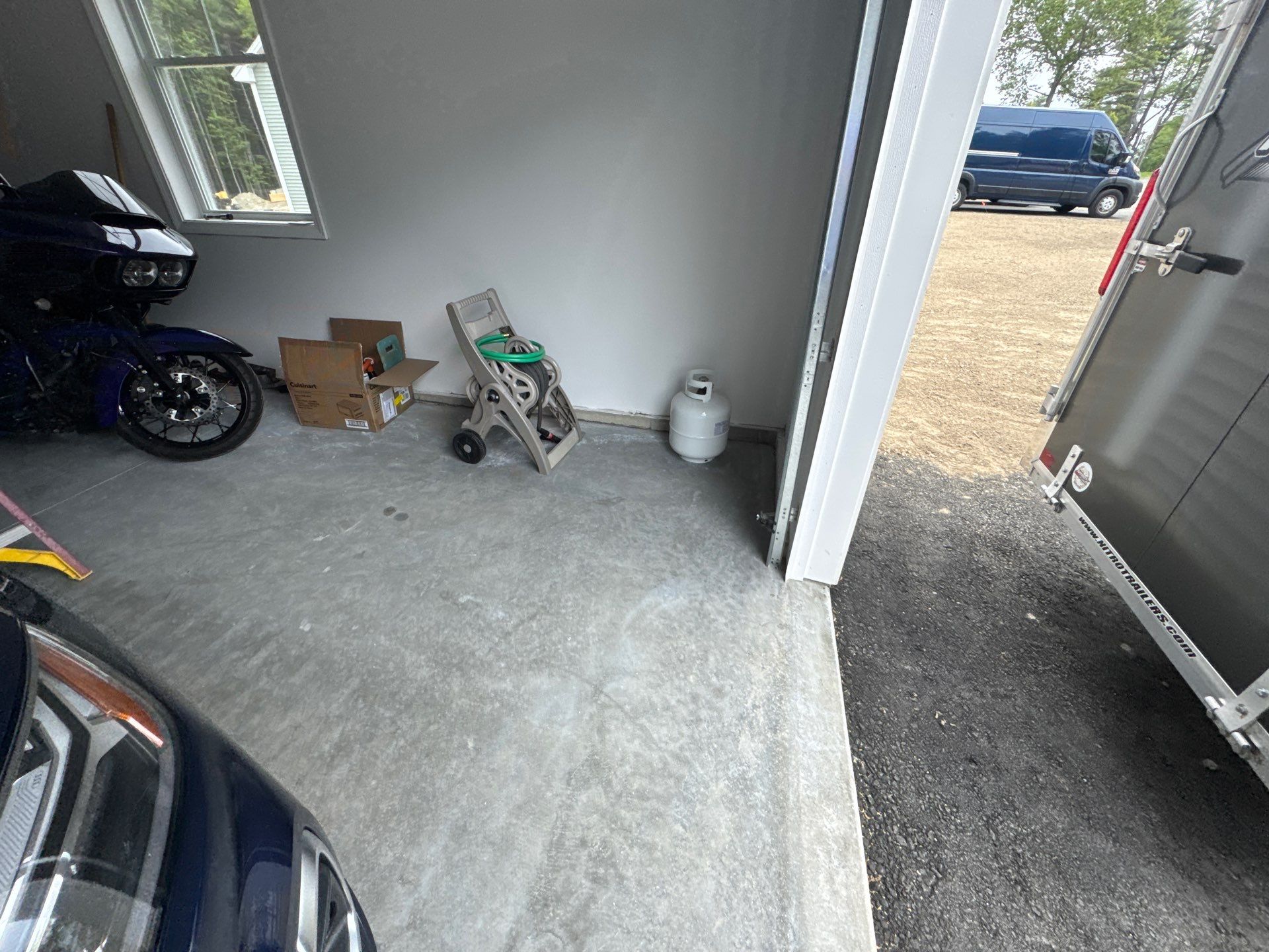 Garage in Nashua, NH 03064 by Symphony Concrete Coatings