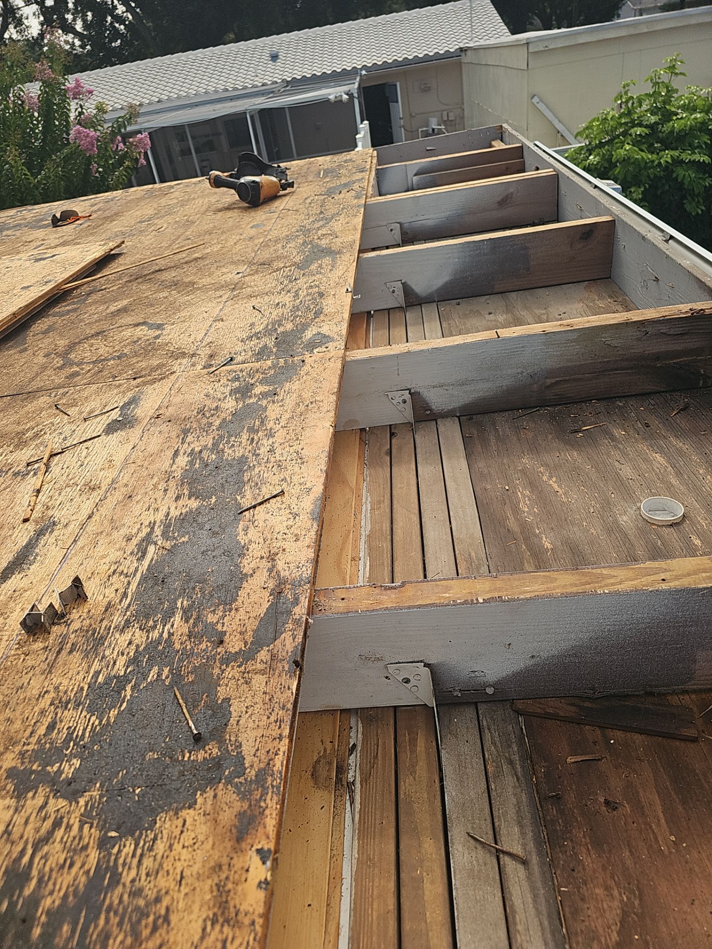 Project in Clearwater 33756 by Mitchell Roofing Company LLC 