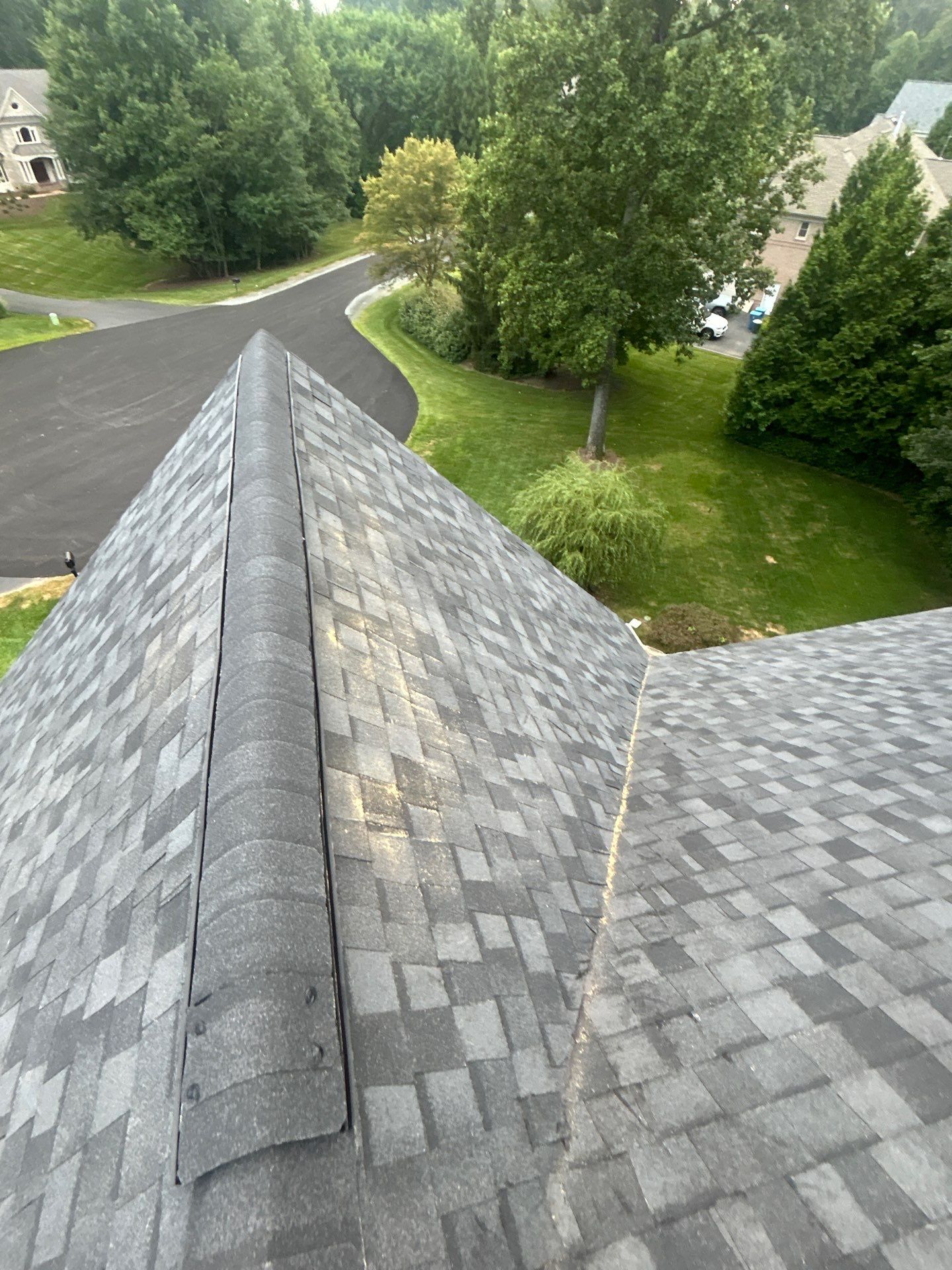 Great Falls : residential Roof with CertainTeed Landmark Pro in Max Def Moire Black  by RM Banning, Inc.