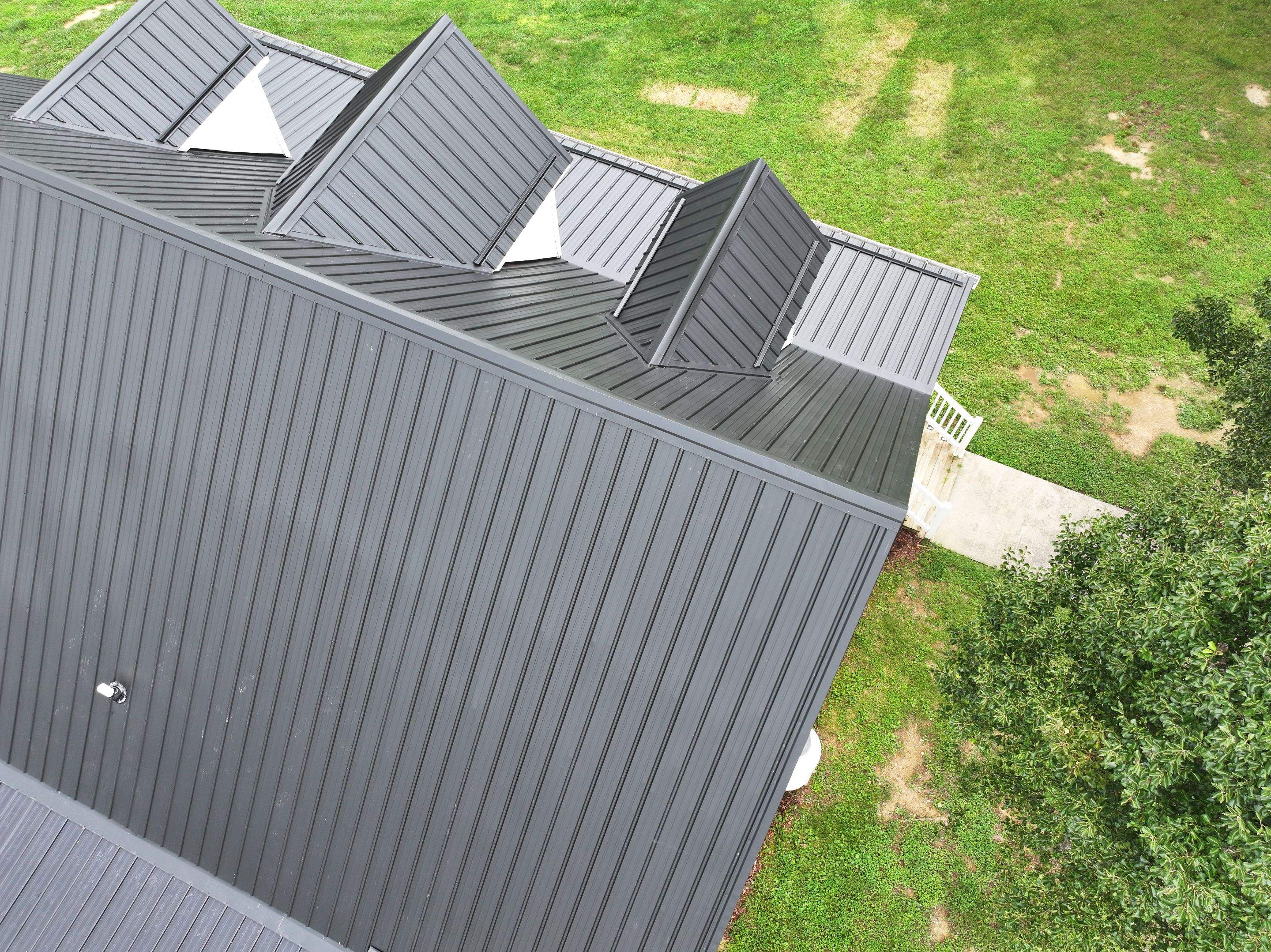 Wine Residence by Omnia Roofing