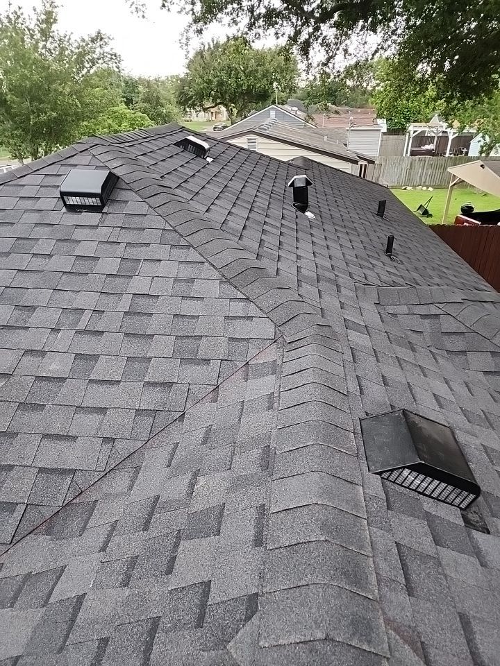 Residential Roofing Installation using Certainteed Landmark by Galvan Roofing and Construction