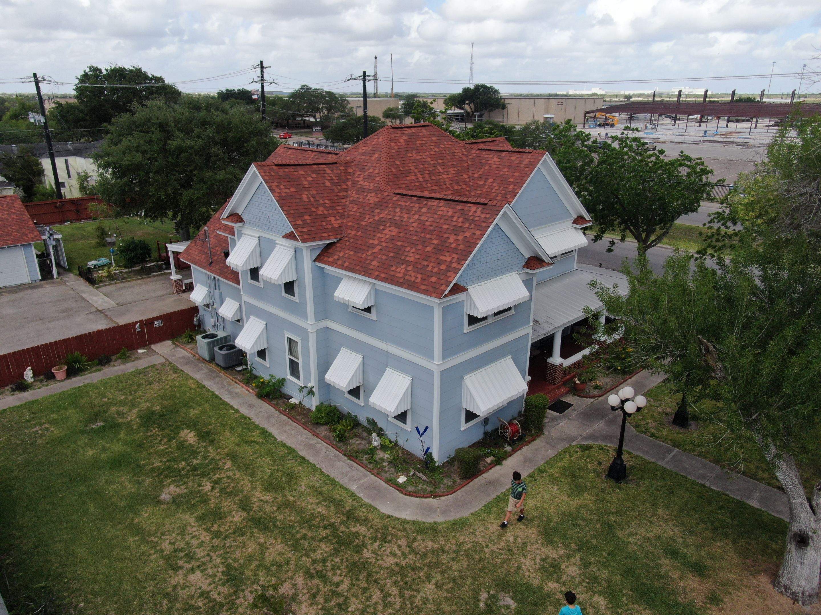 Sinton ShowStopper by Bayfront Roofing and Construction