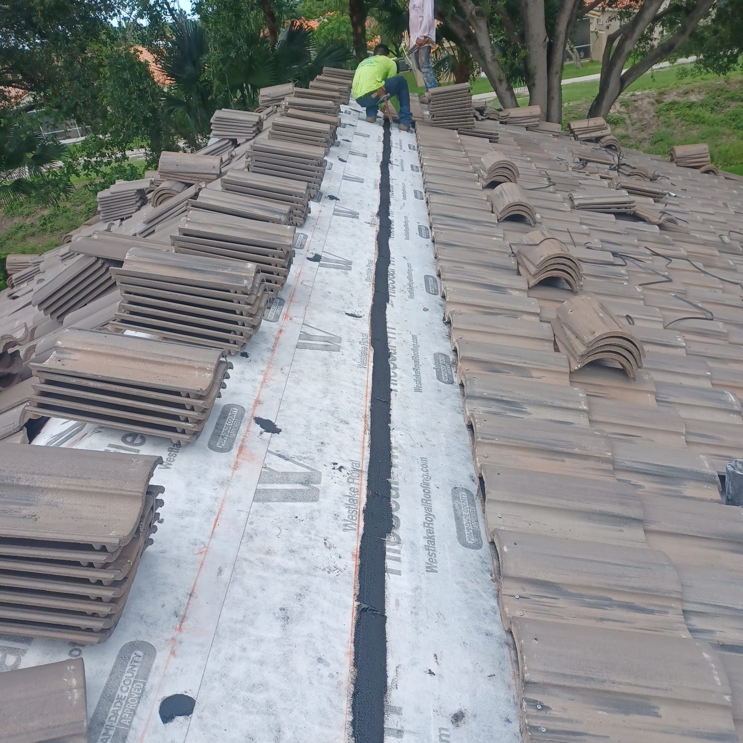 Tile Roof Repair in Boynton Beach – Professional, Responsive, and High-Quality Service by Aastro Roofing