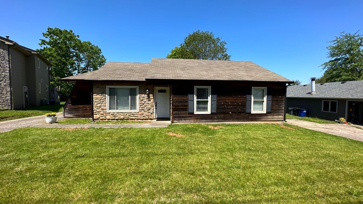 Exterior Painting using WoodScapes Rain Refresh by Rodgers Painting