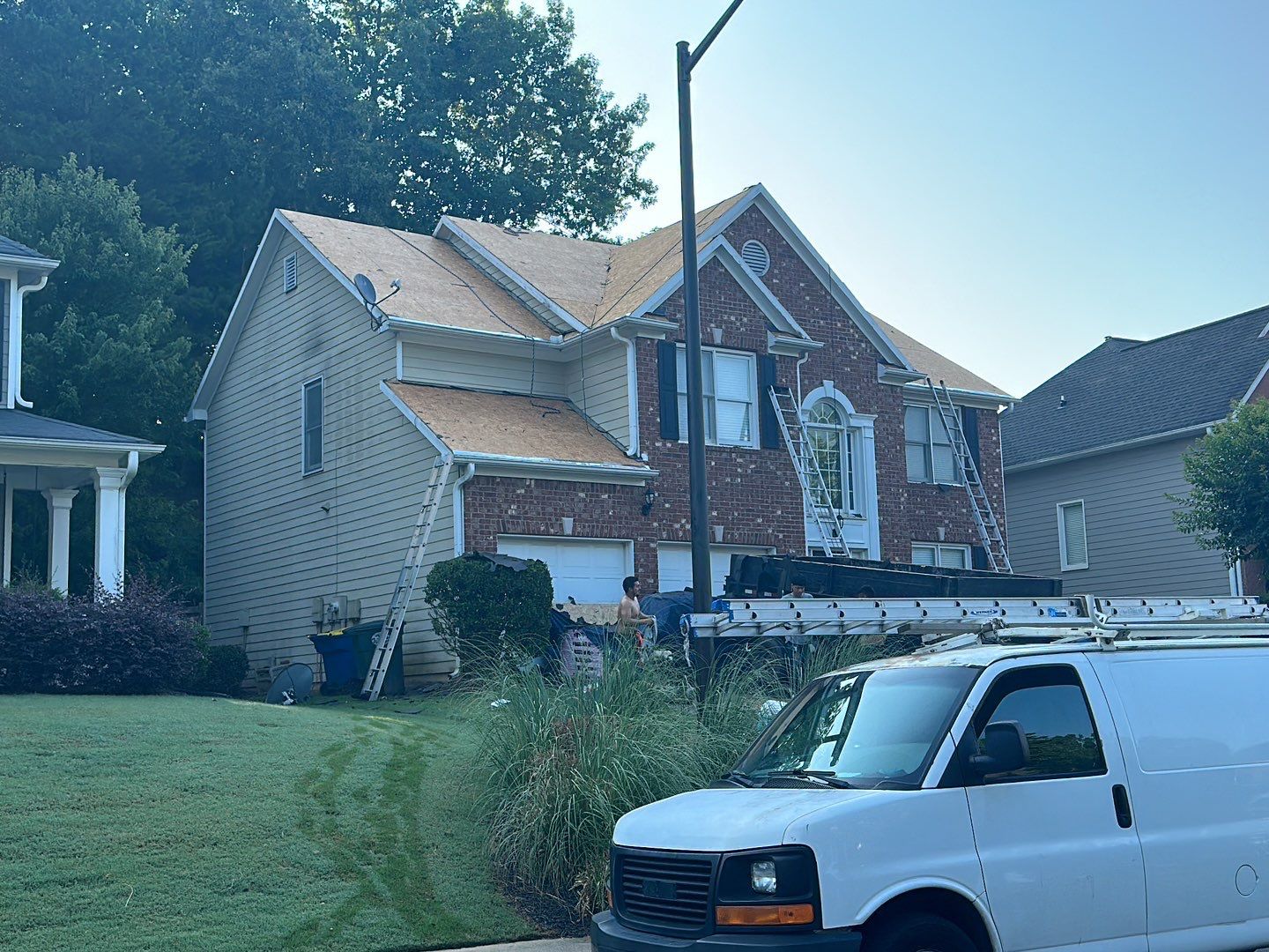 Ownes Corning Duration AR Onyx Black by NBS Roofing, Inc.
