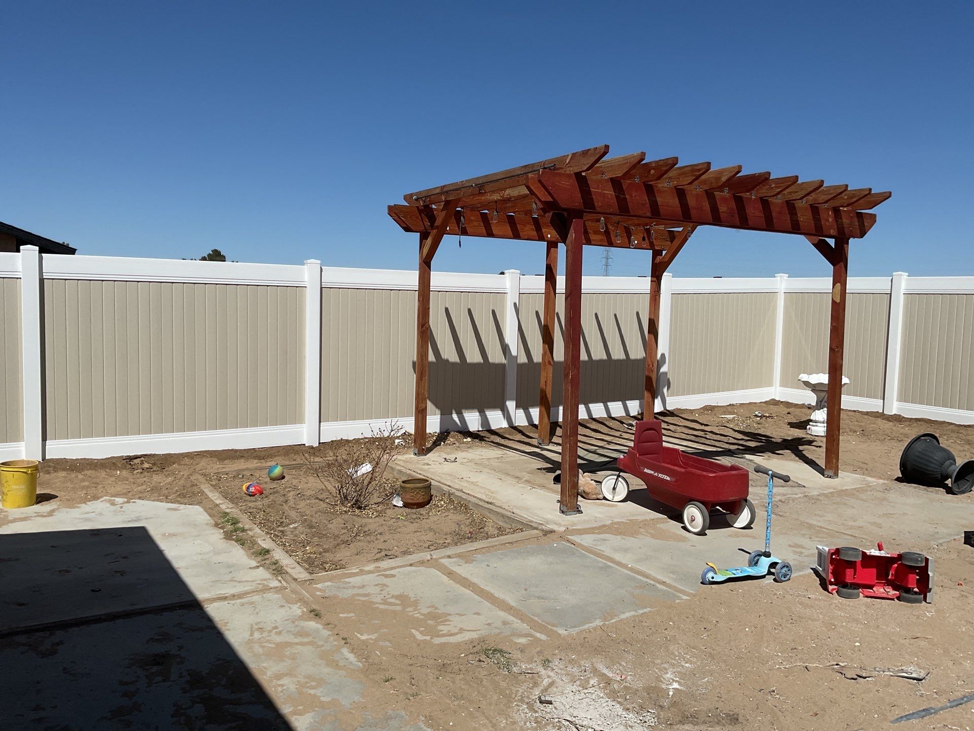 Fence Installation using Vinyl by Fence Guys Inc.