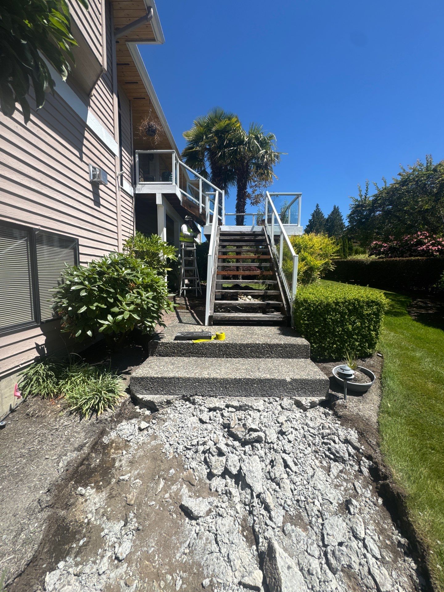 Concrete Driveway Repair | Edmonds  by Jireh Asphalt & Concrete Inc 