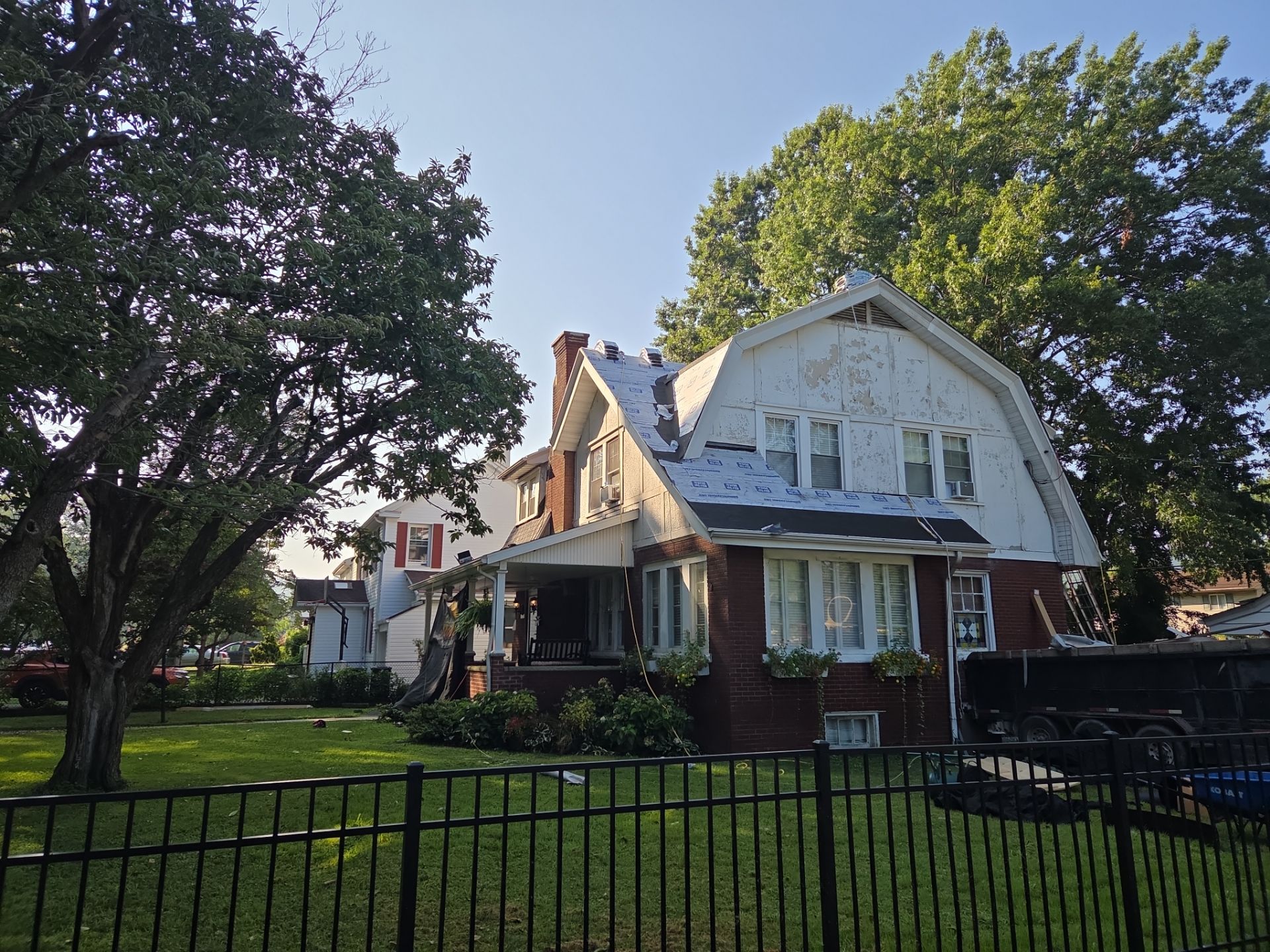 Charleston WV IKO Dynasty Roof Replacement – Premium Asphalt Shingles & Expert Installation by Mr. Roofer
