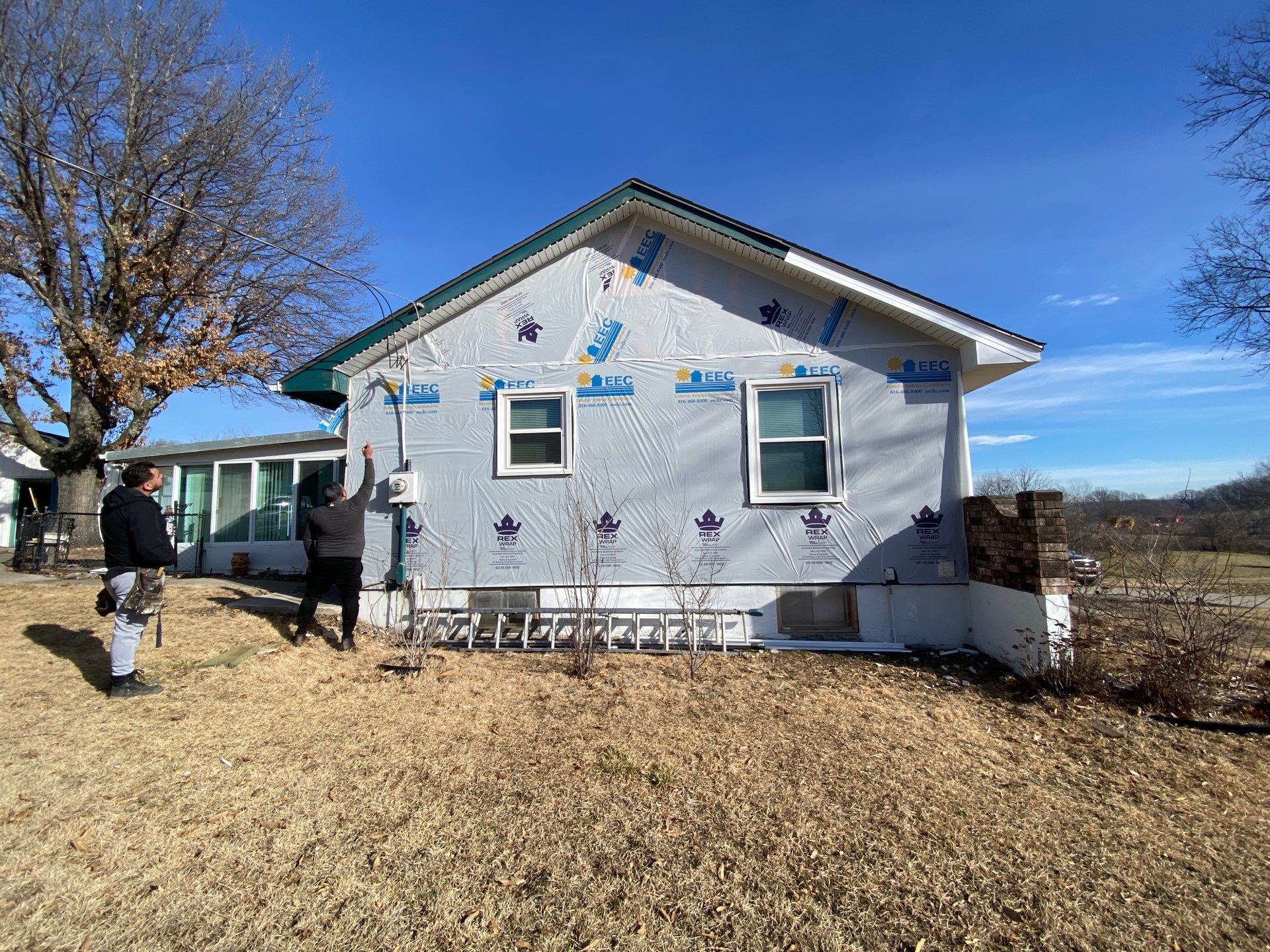 Siding Installation using Exterior Portfolio Vinyl Siding by EEC Windows, Siding & Roofing