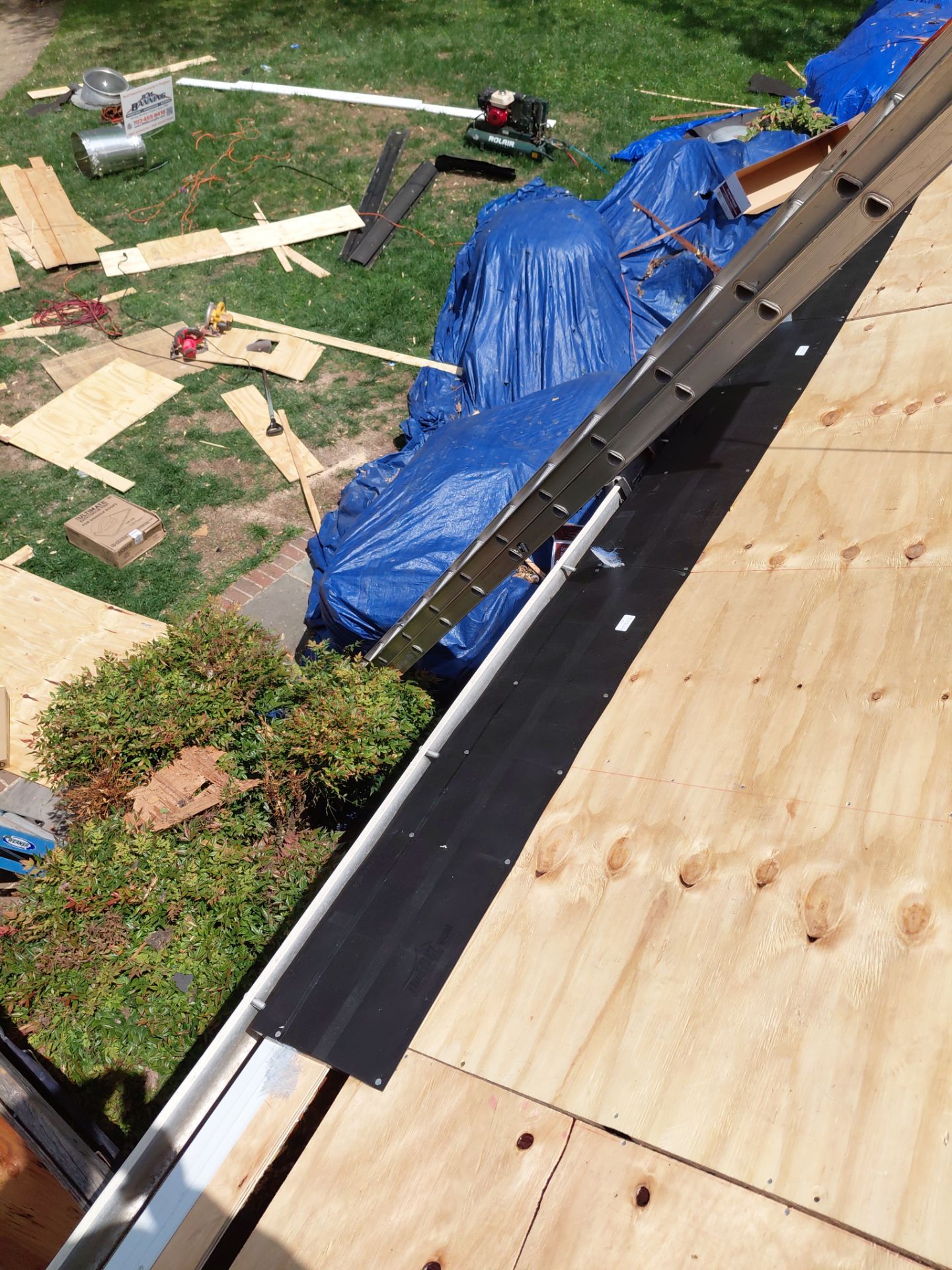 Annandale: Residential Roof Replacement with CertainTeed Landmark in Moire Black by RM Banning, Inc.