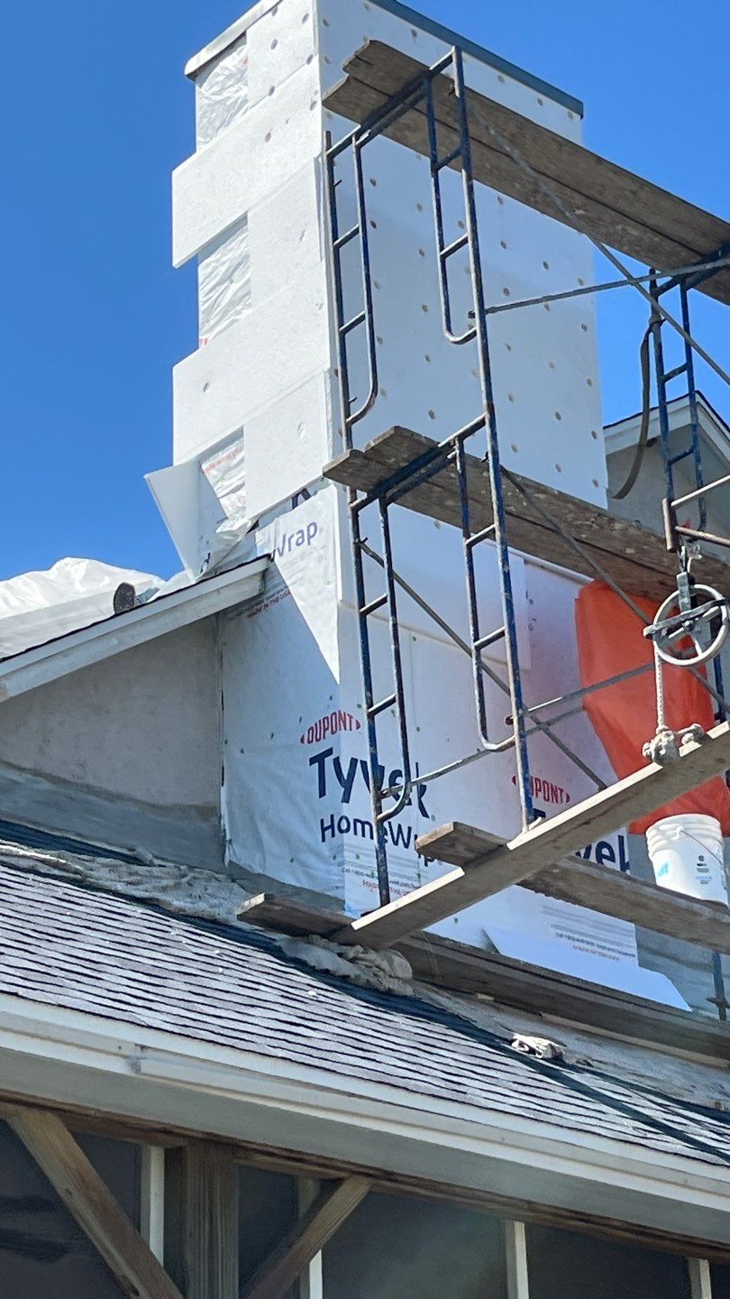 Long Horn Retreat by Bayfront Roofing and Construction